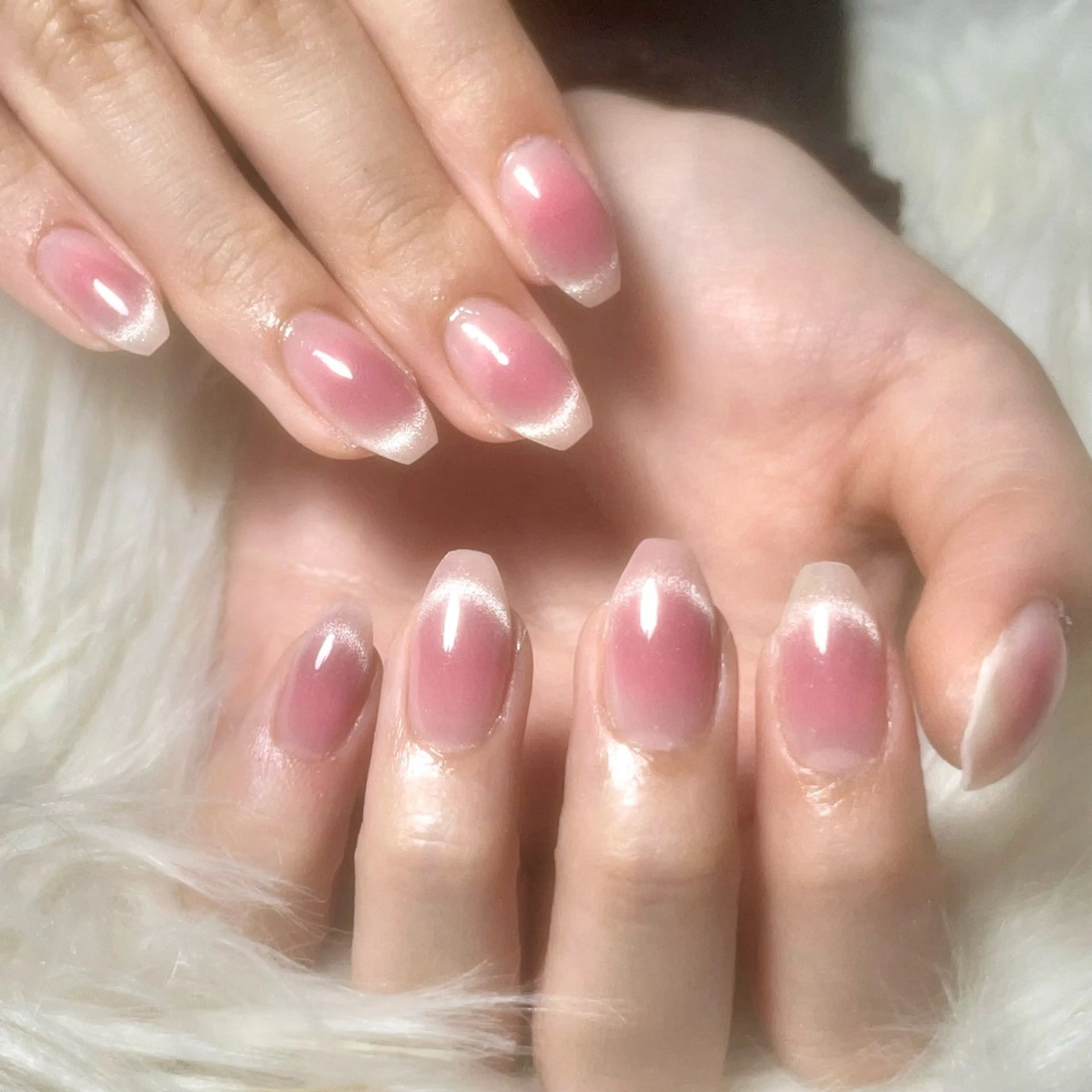 ネイル チークネイル フレンチネイル マグネットネイル マグネットフレンチ ハンドネイル ハンドケア hohomi .のネイルデザイン