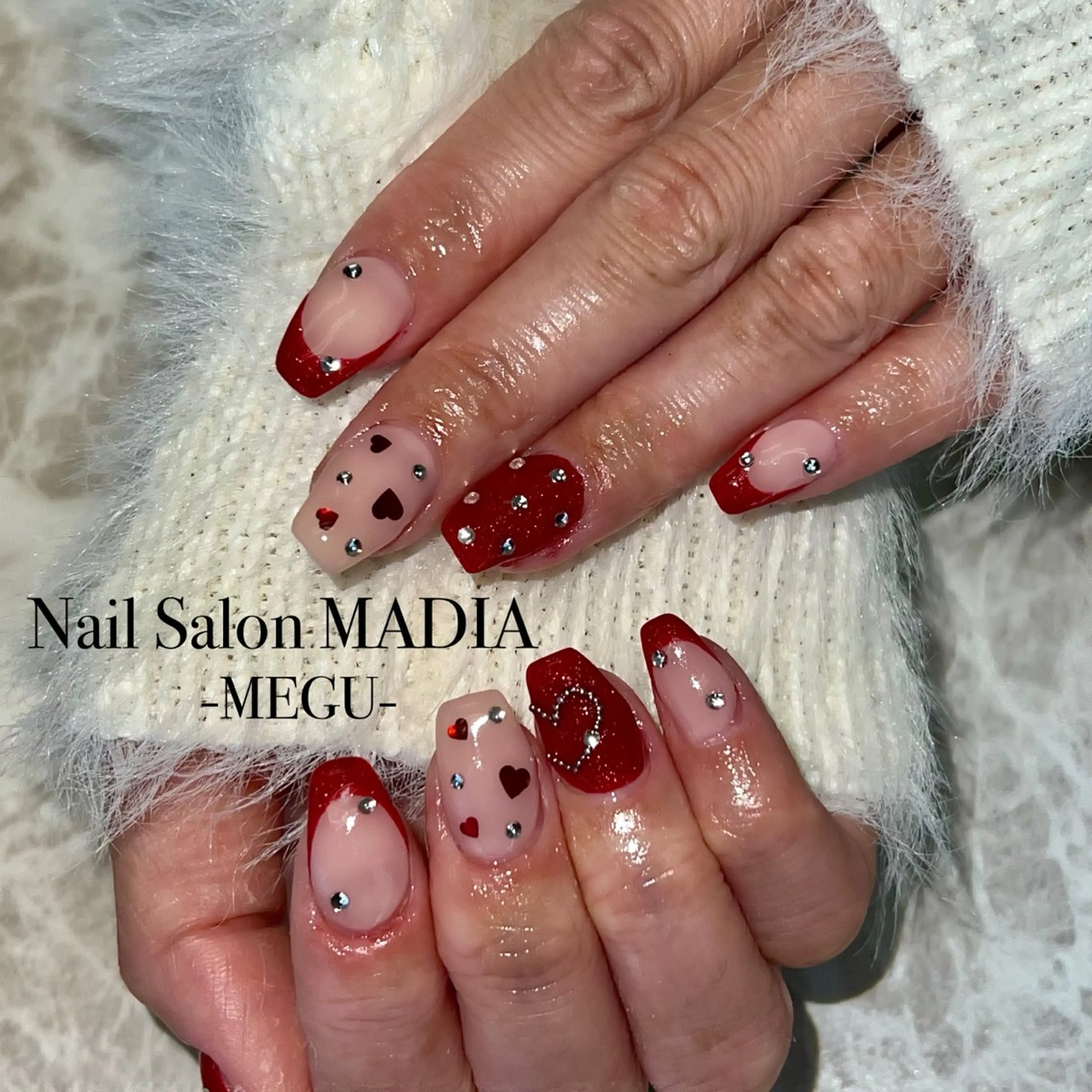 ネイル MADIA藤沢所属・MADIA MEGUのネイルデザイン