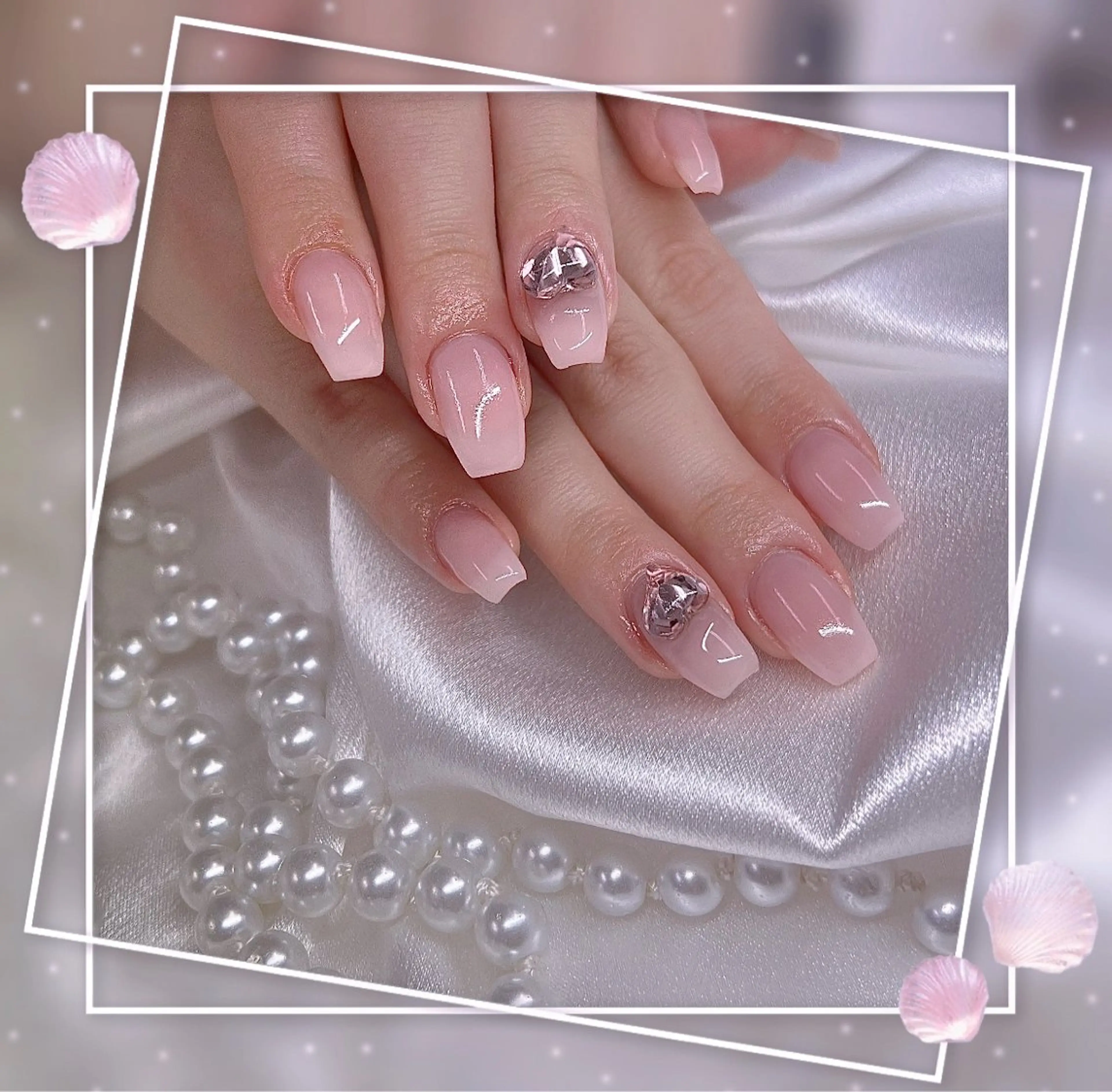 ネイル フレンチネイル グラデーション キラキラネイル 韓国ネイル マグネットネイル ハンドネイル Chill Nailsalonのネイルデザイン