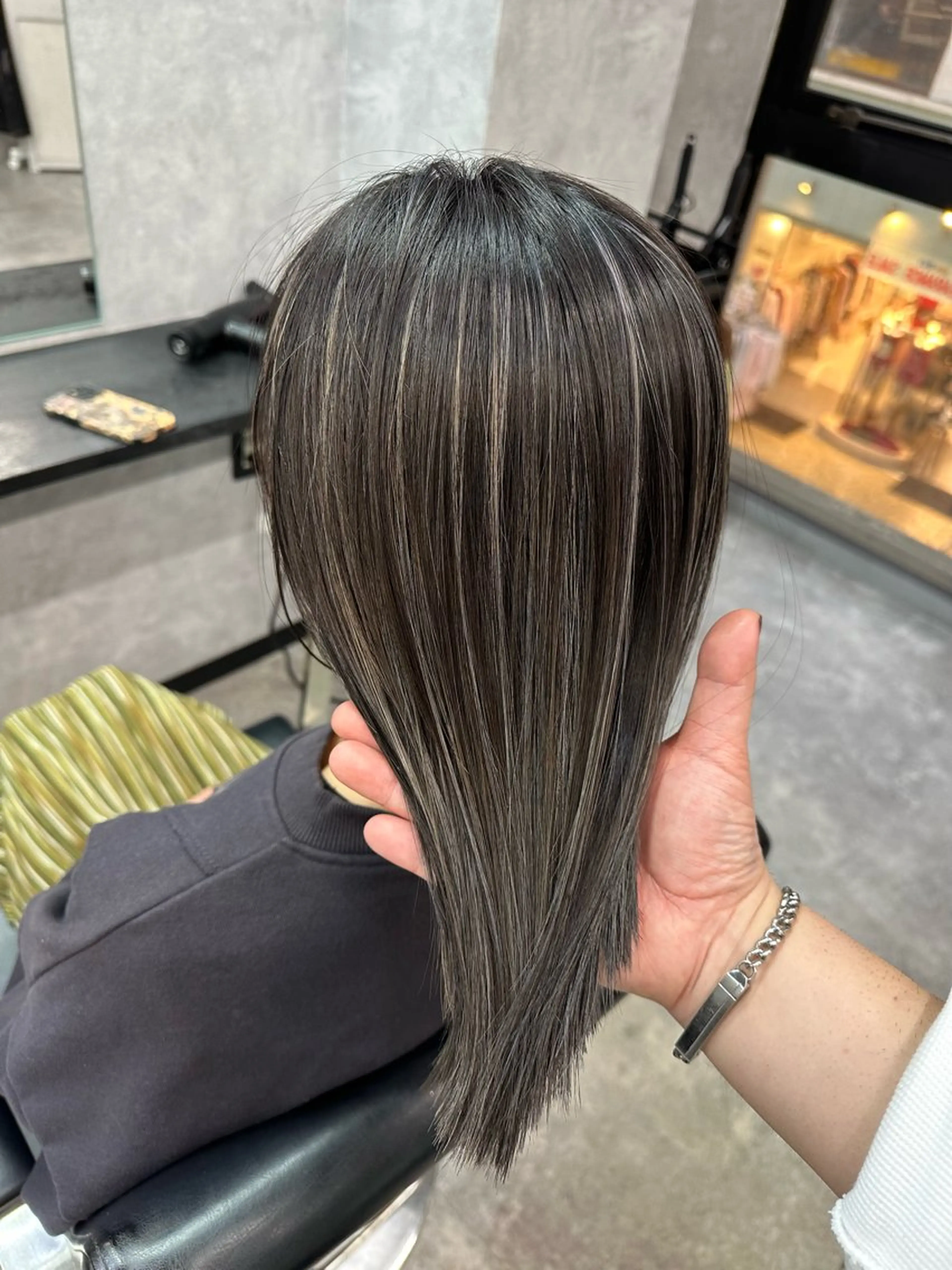 セミロング セミロングパーマ ミストバング ハイライト 髪質改善 ヨシンモリ HAIR SMILE COEURのヘアスタイル