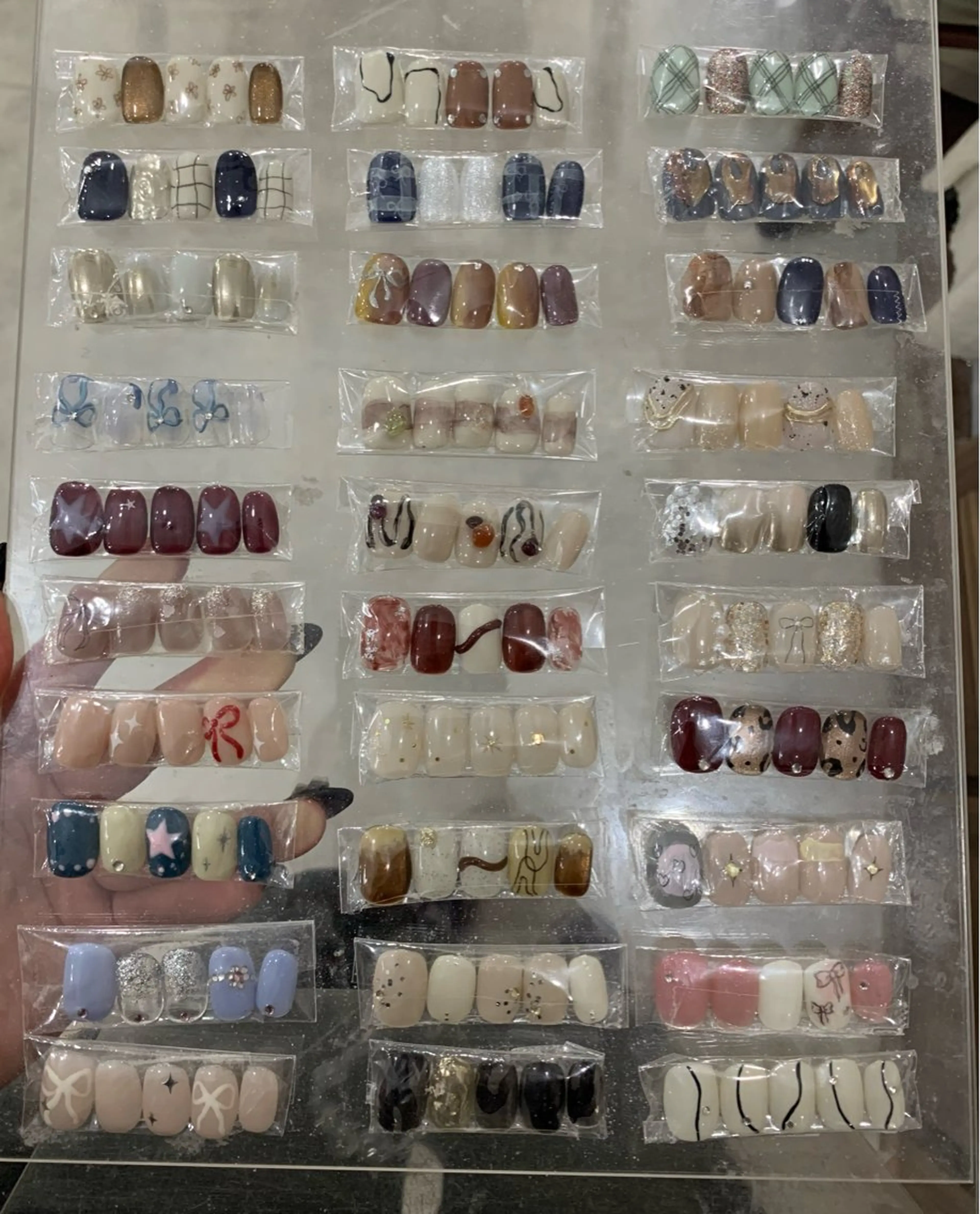 ネイル I-nails三宮店所属・KIKUUCHI Mのネイルデザイン