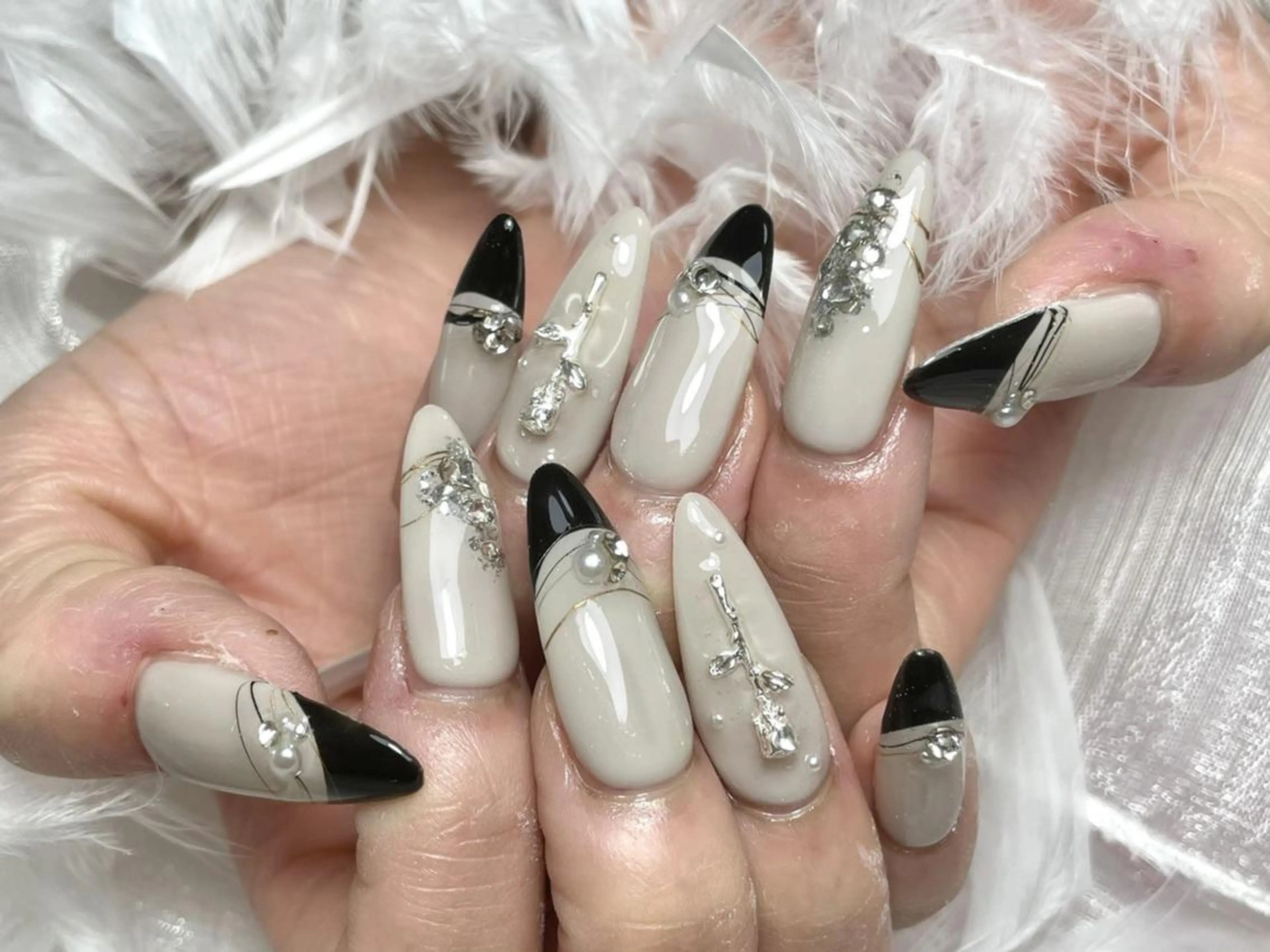 ネイル ハンドネイル DEMAIN- 🌹のネイルデザイン