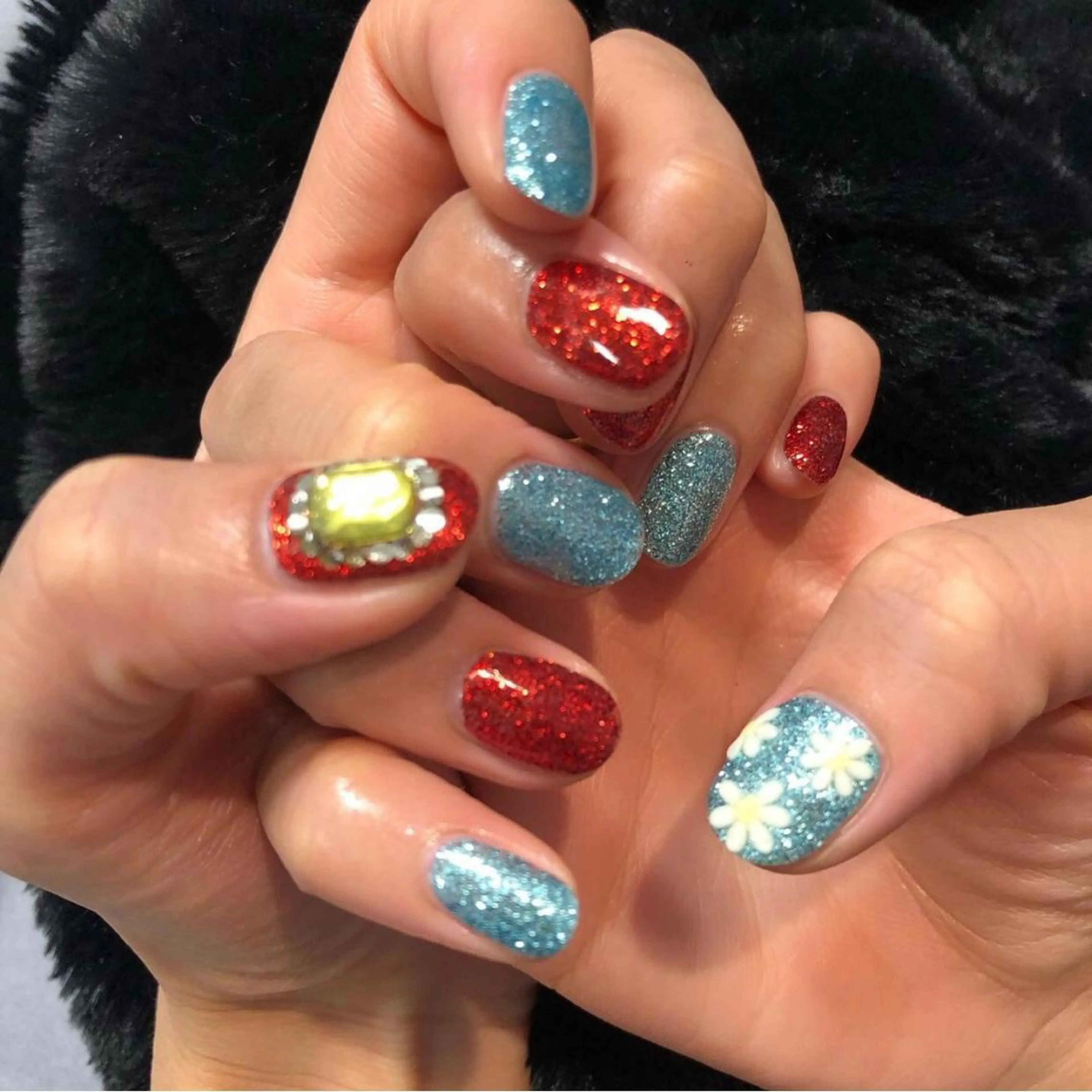 ネイル ハンドネイル フットネイル ハンドケア Nes.Nail所属・Miyagi Asamiのネイルデザイン