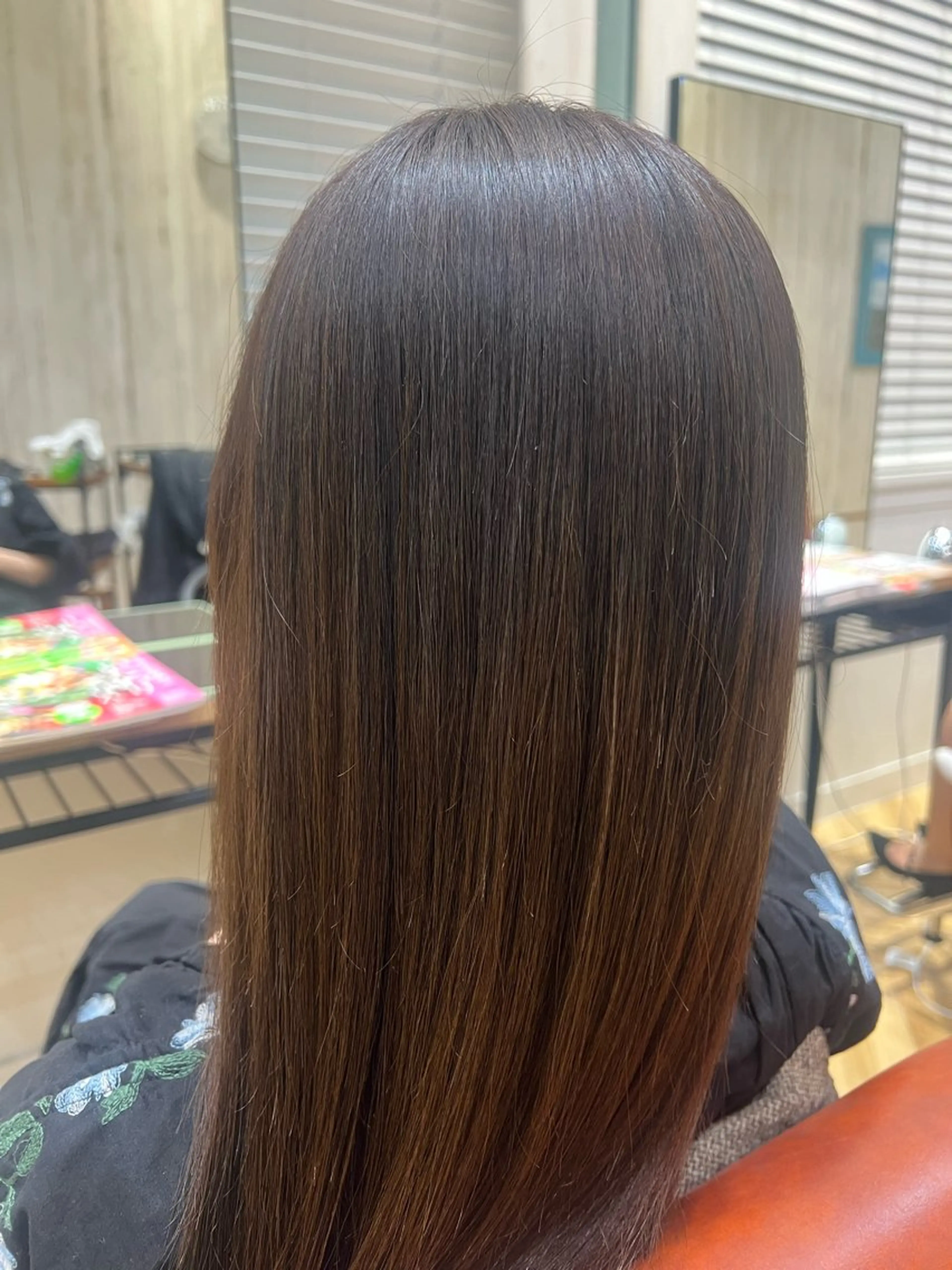 ロング 縮毛矯正 TRIBECA所属・岩波 寛悟のヘアスタイル