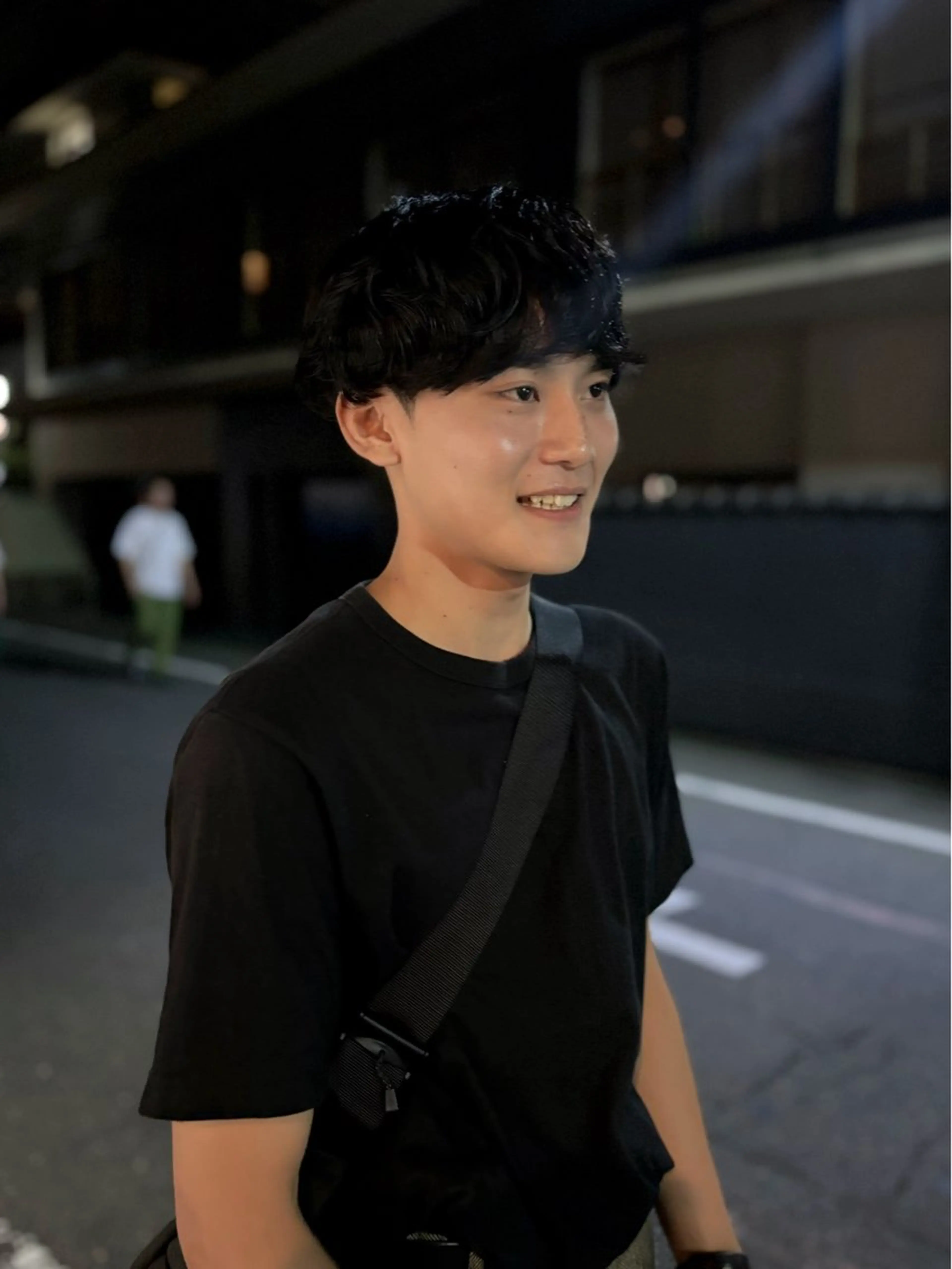 パーマ メンズ メンズ韓国風 マッシュ メンズパーマ シースルーマッシュ ニュアンスパーマ カット パーマ darts所属・マツダ レンのヘアスタイル