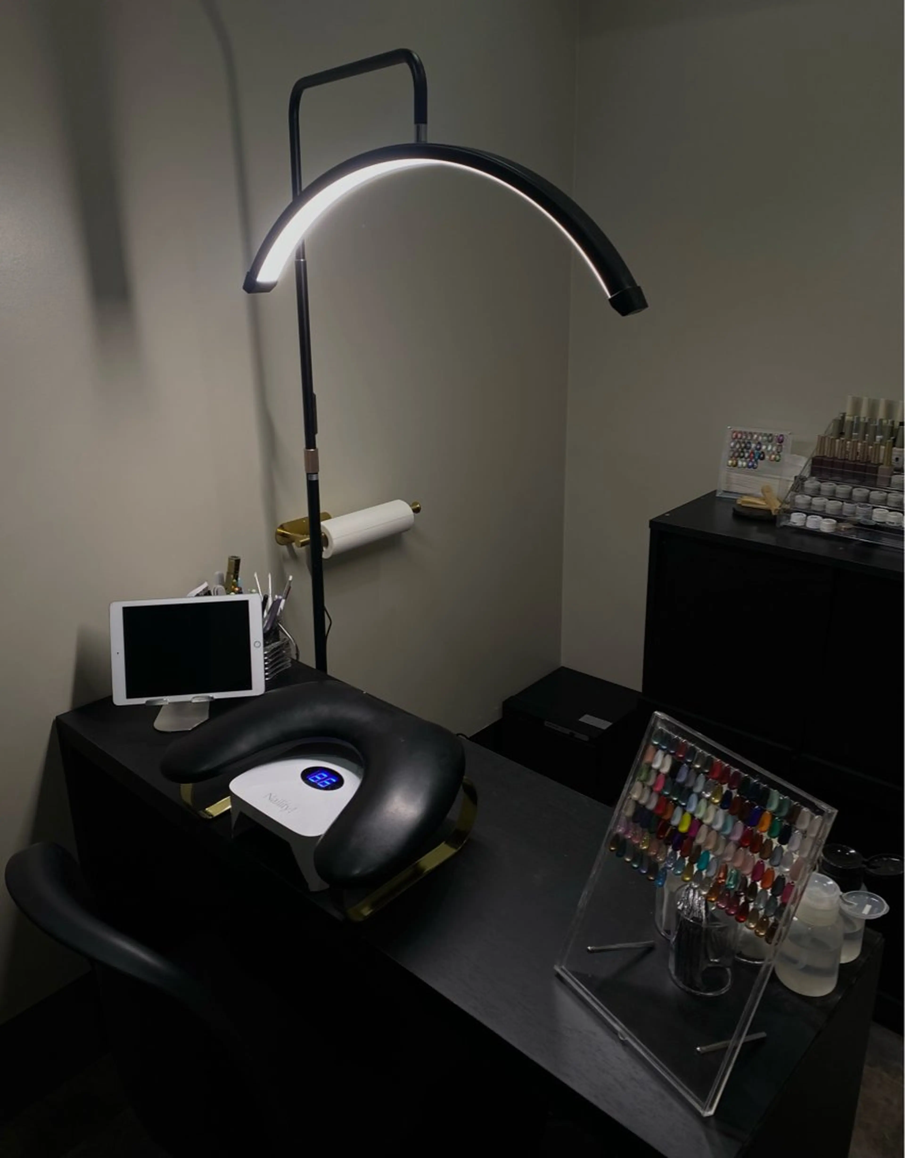 ネイル NILATE所属・渡邉 あいのネイルデザイン