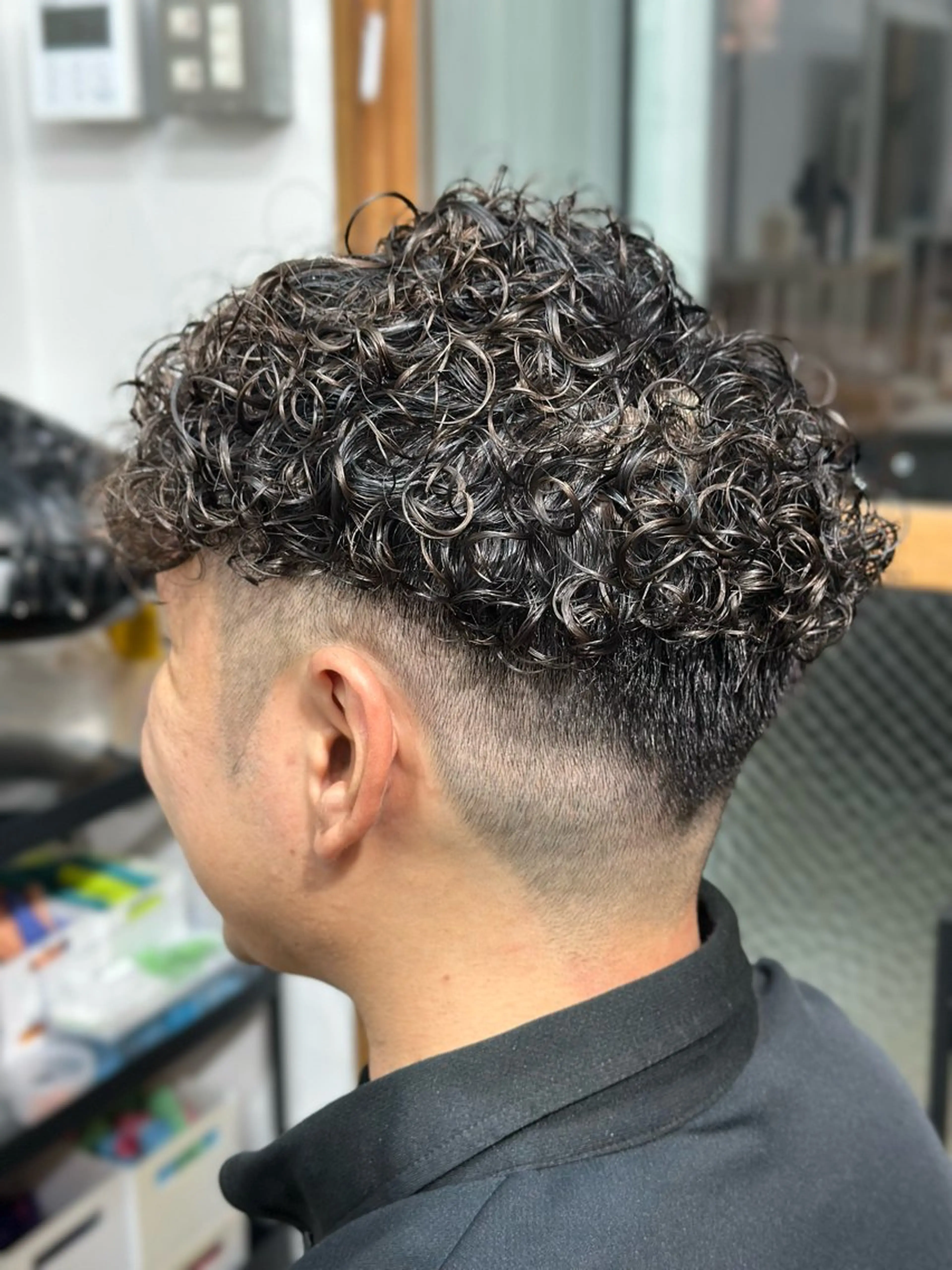 パーマ メンズ メンズパーマ プードルパーマ プードルパーマ パーマ Snalyメンズ特化 スエハラのヘアスタイル