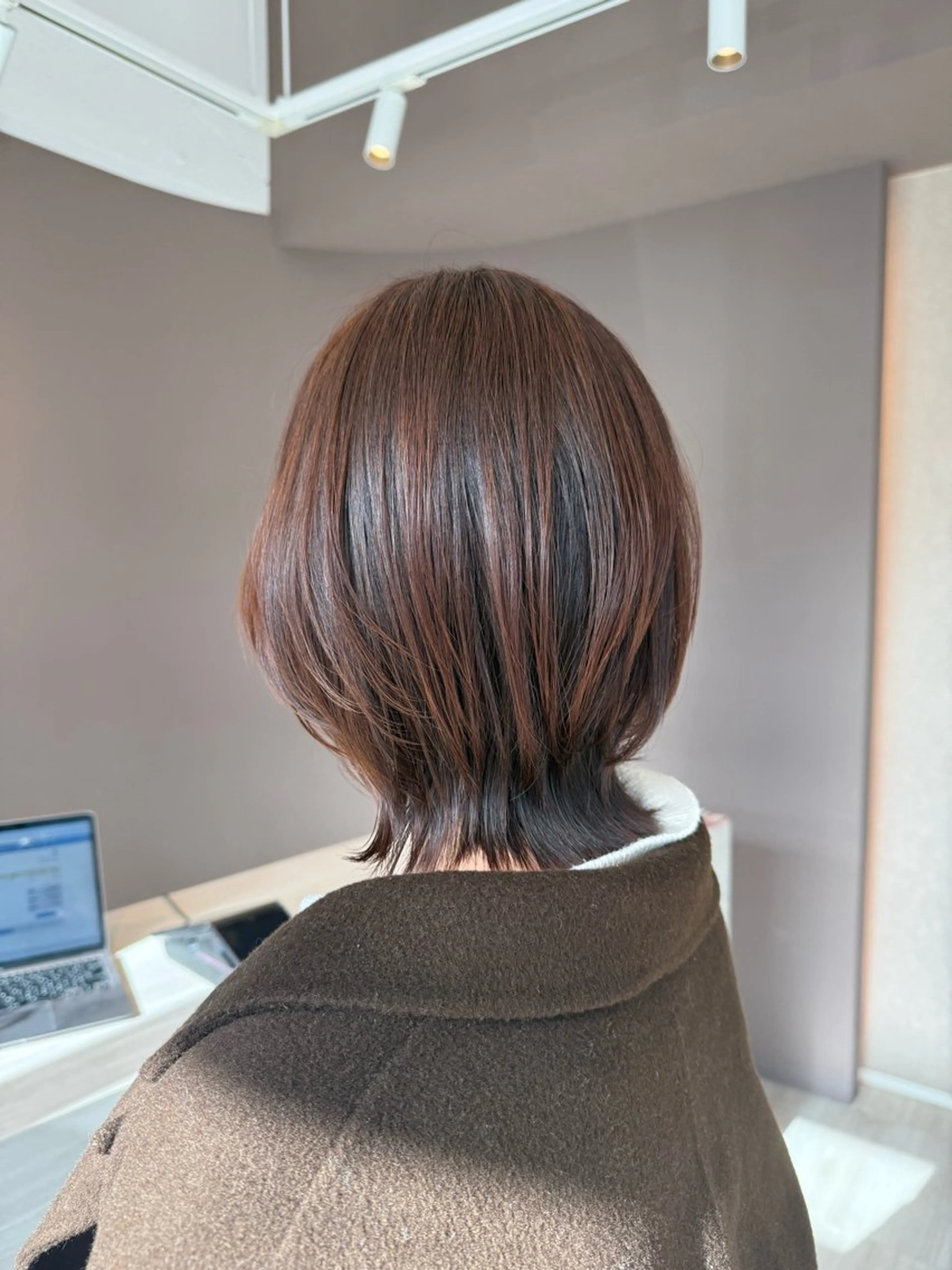 ミディアム ピンクブラウン ボブ くびれヘア カット ヘアカラー トリートメント Lien.テラダ 各務原スタイリストのヘアスタイル