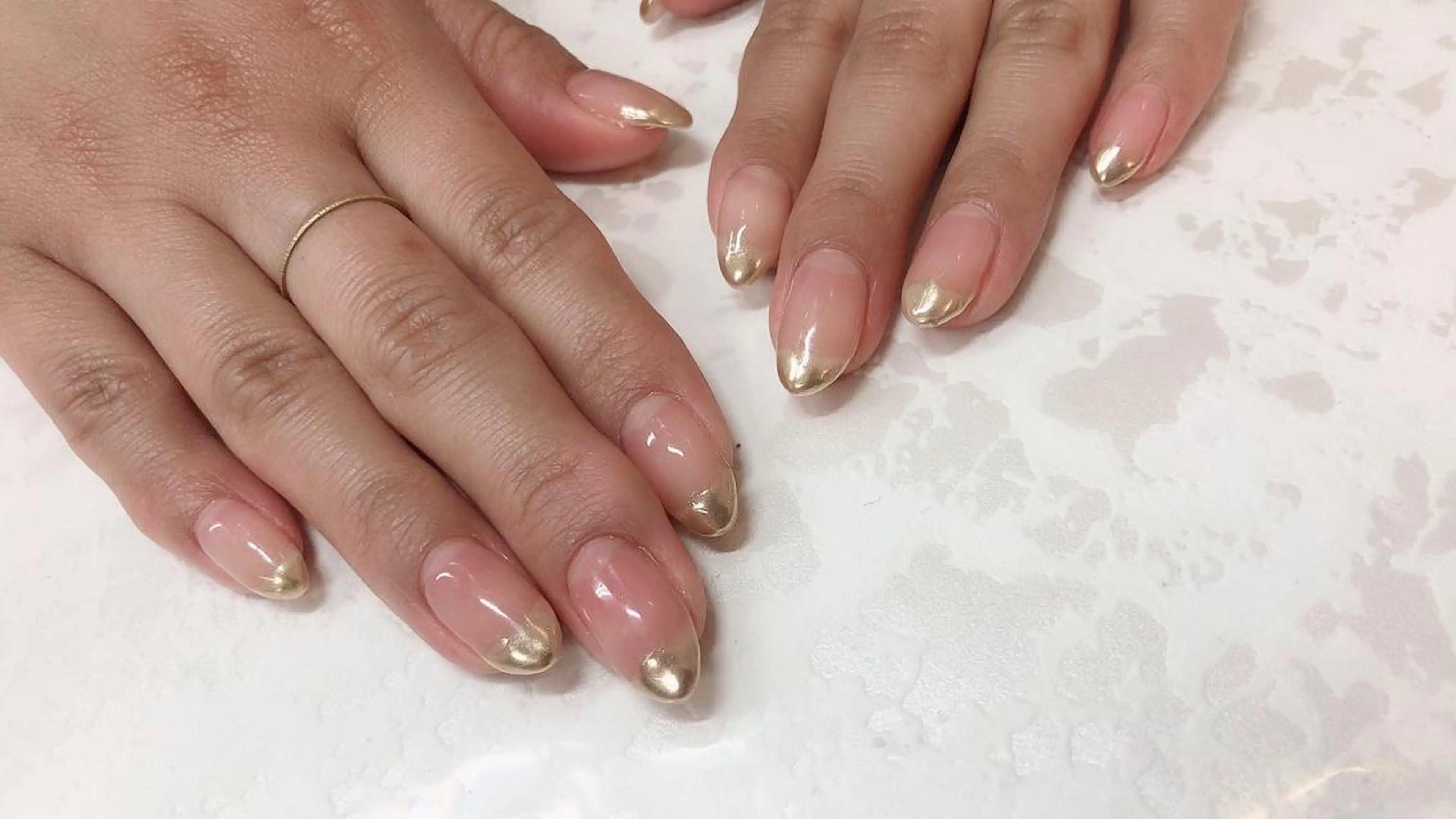 ネイル クリアネイル ゴールド ミラーネイル Nail cottageのネイルデザイン