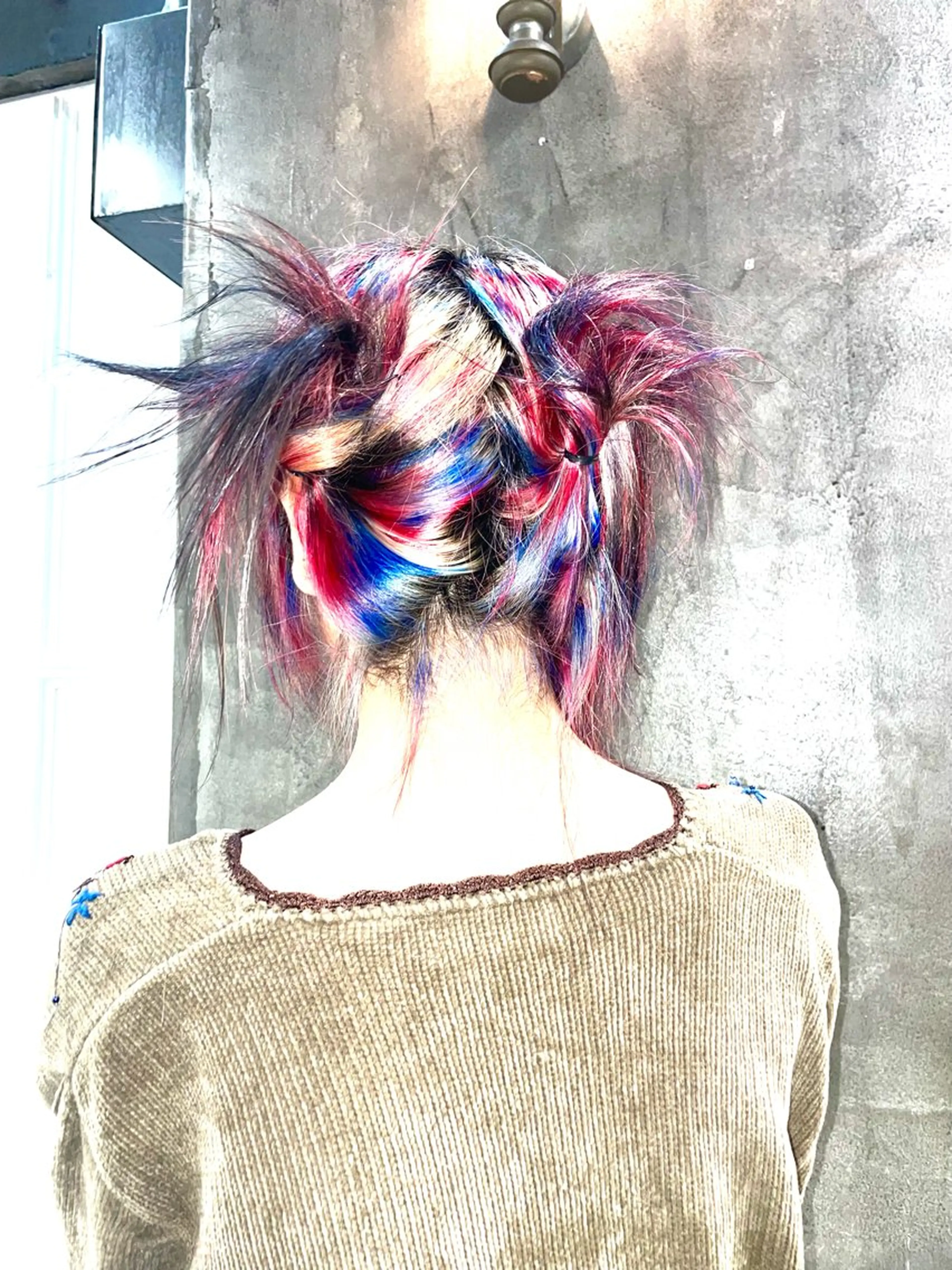 ミディアム カラー ヘアアレンジ カット ヘアカラー トリートメント デザインカラー⭐︎★ 🐆hyo🐆のヘアスタイル