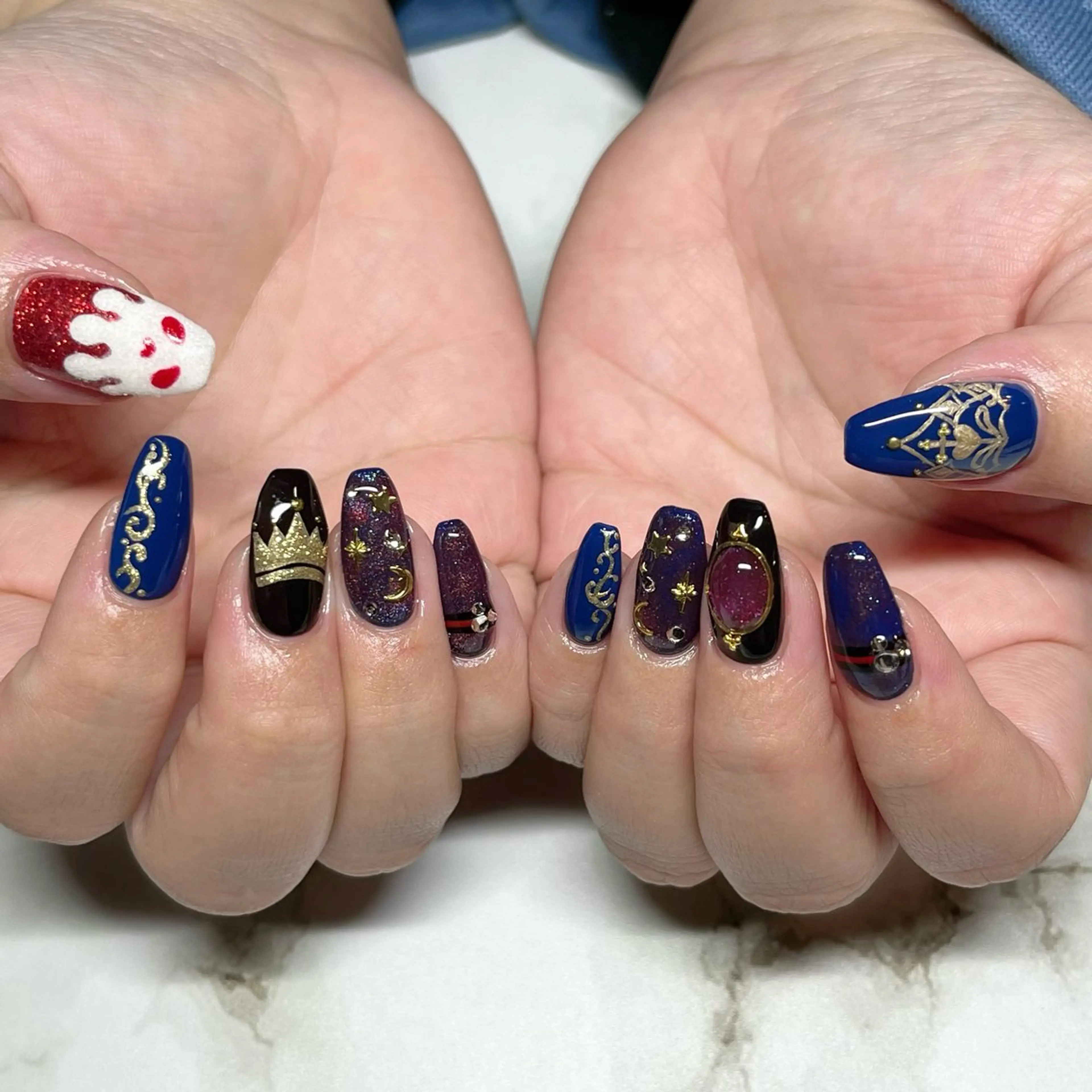 ネイル RuxuryNail ／RiAnnaのネイルデザイン