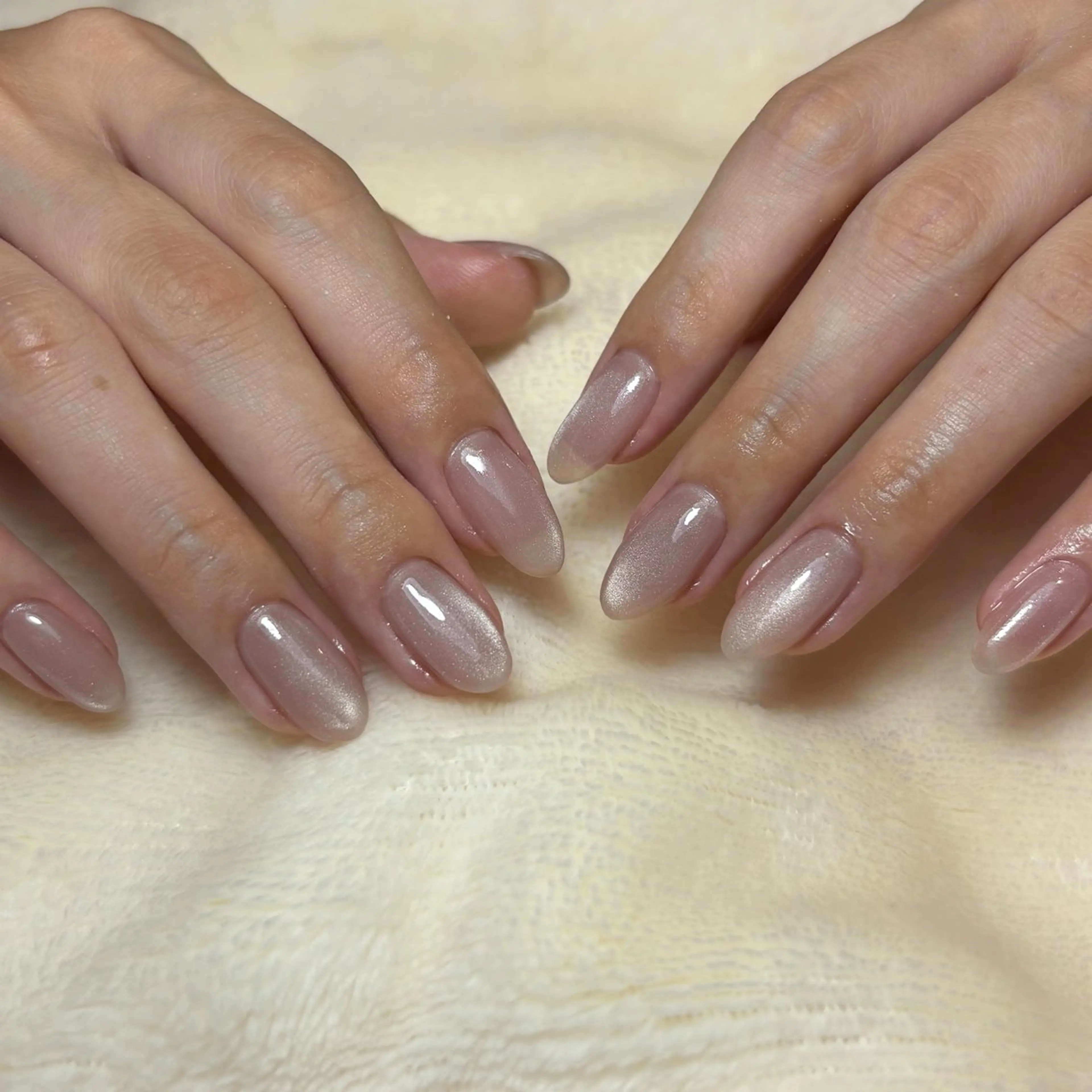 ネイル マグネットネイル ハンドネイル WHITE NAIL 難波店 YUMAのネイルデザイン