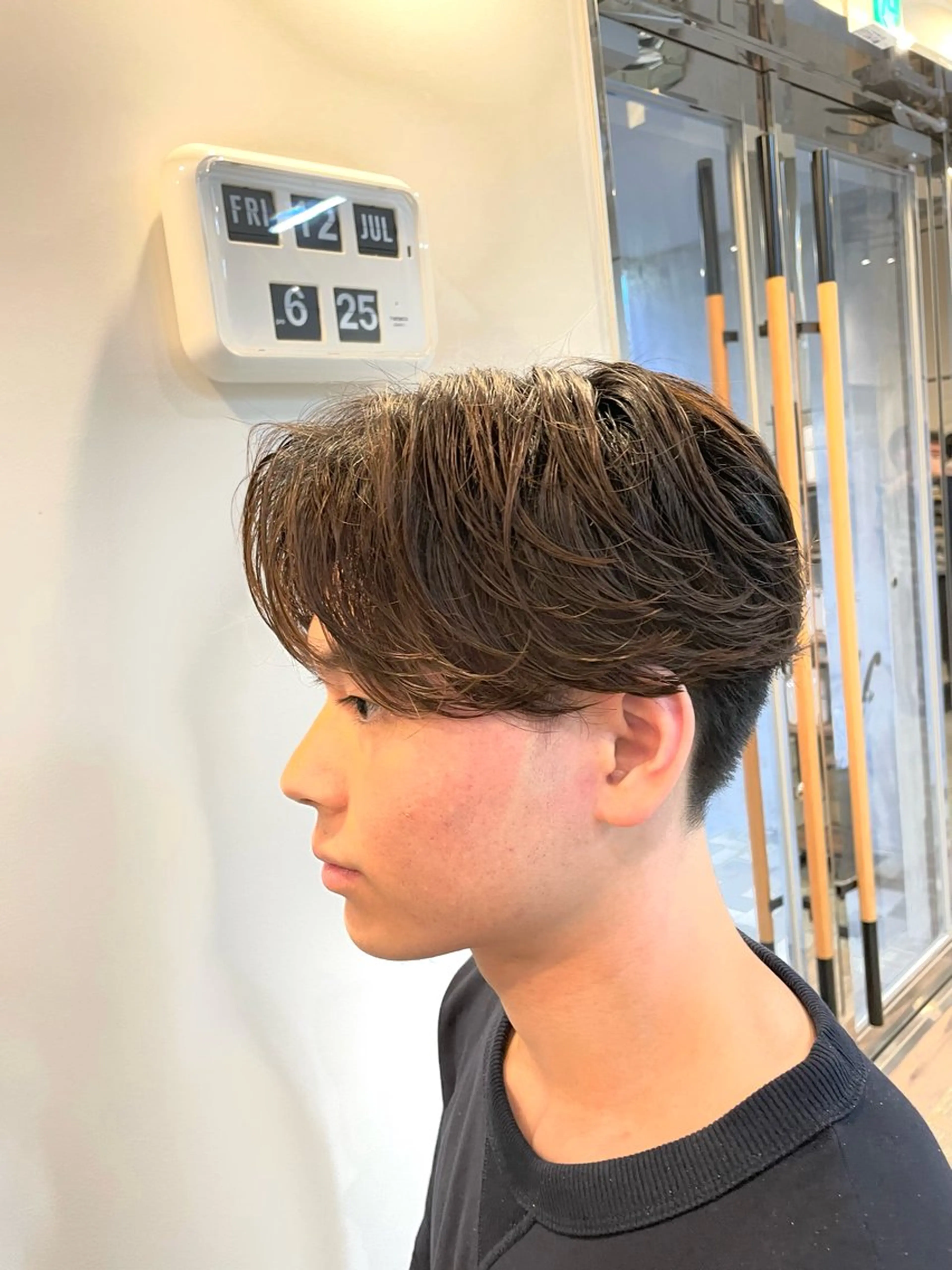 パーマ メンズ メンズパーマ ニュアンスパーマ 小林 崇雅　ダウンパーマのヘアスタイル