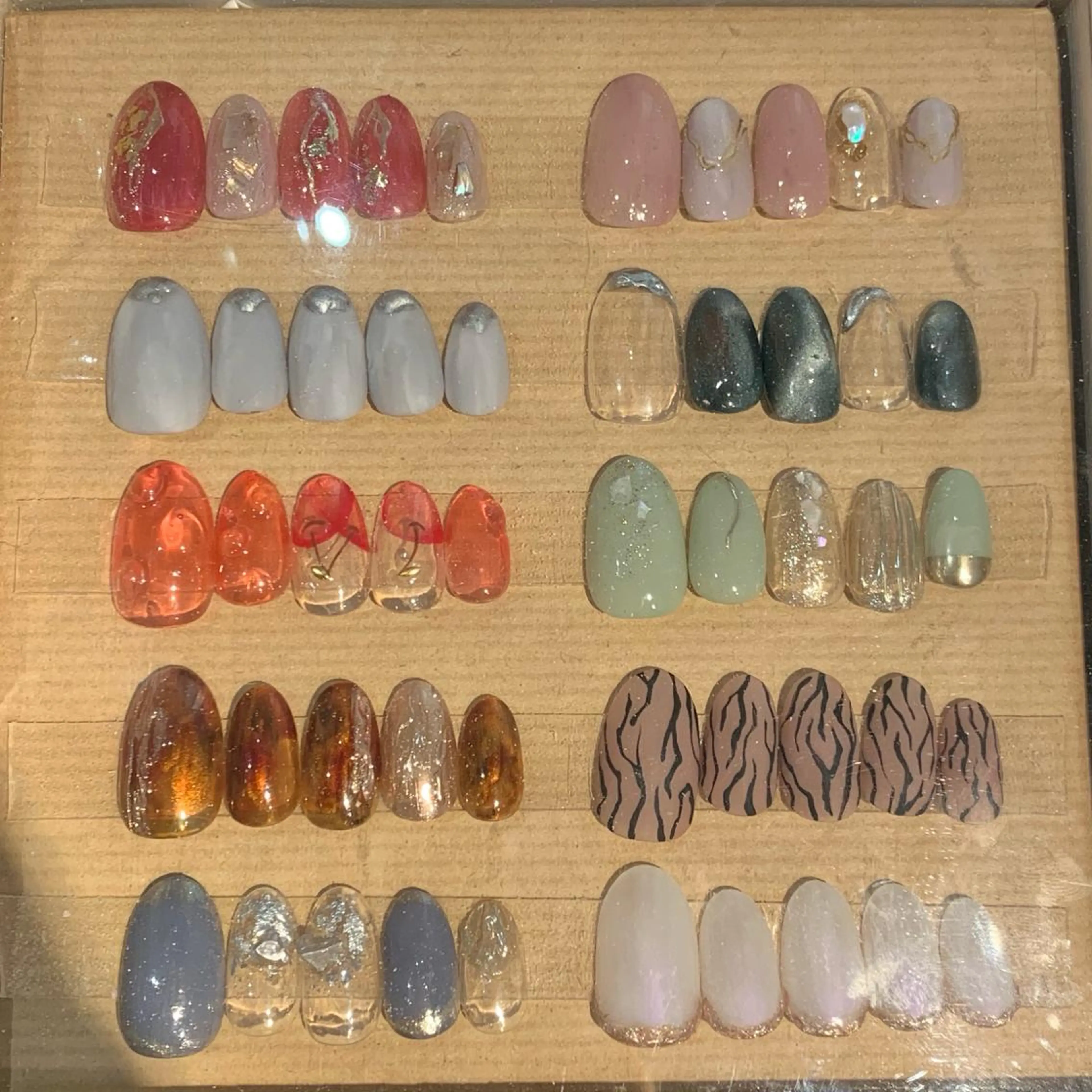 ネイル 鈴木 まゆのネイルデザイン