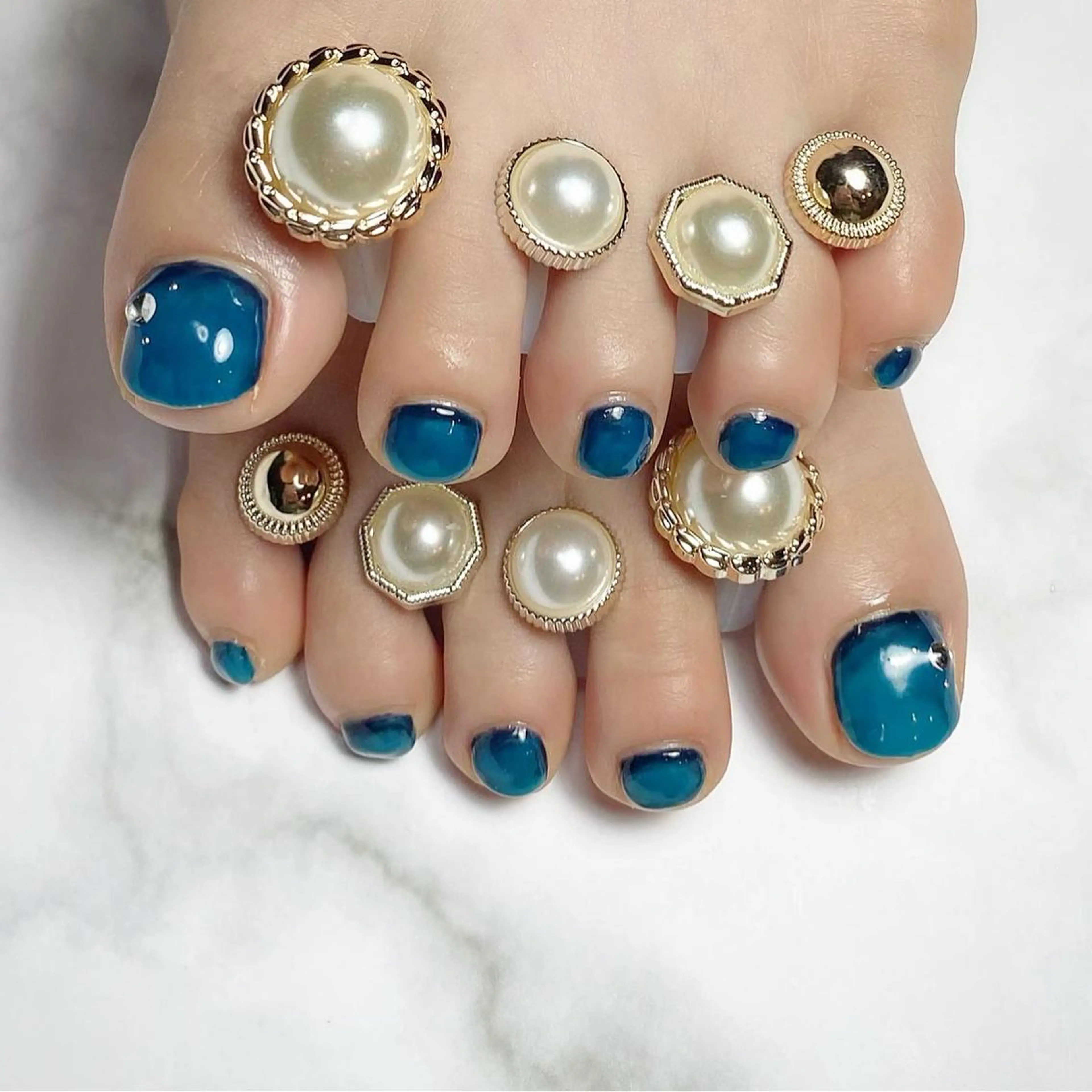 ネイル フットネイル フットネイル Nail ameria megu所属・ameria meguのネイルデザイン