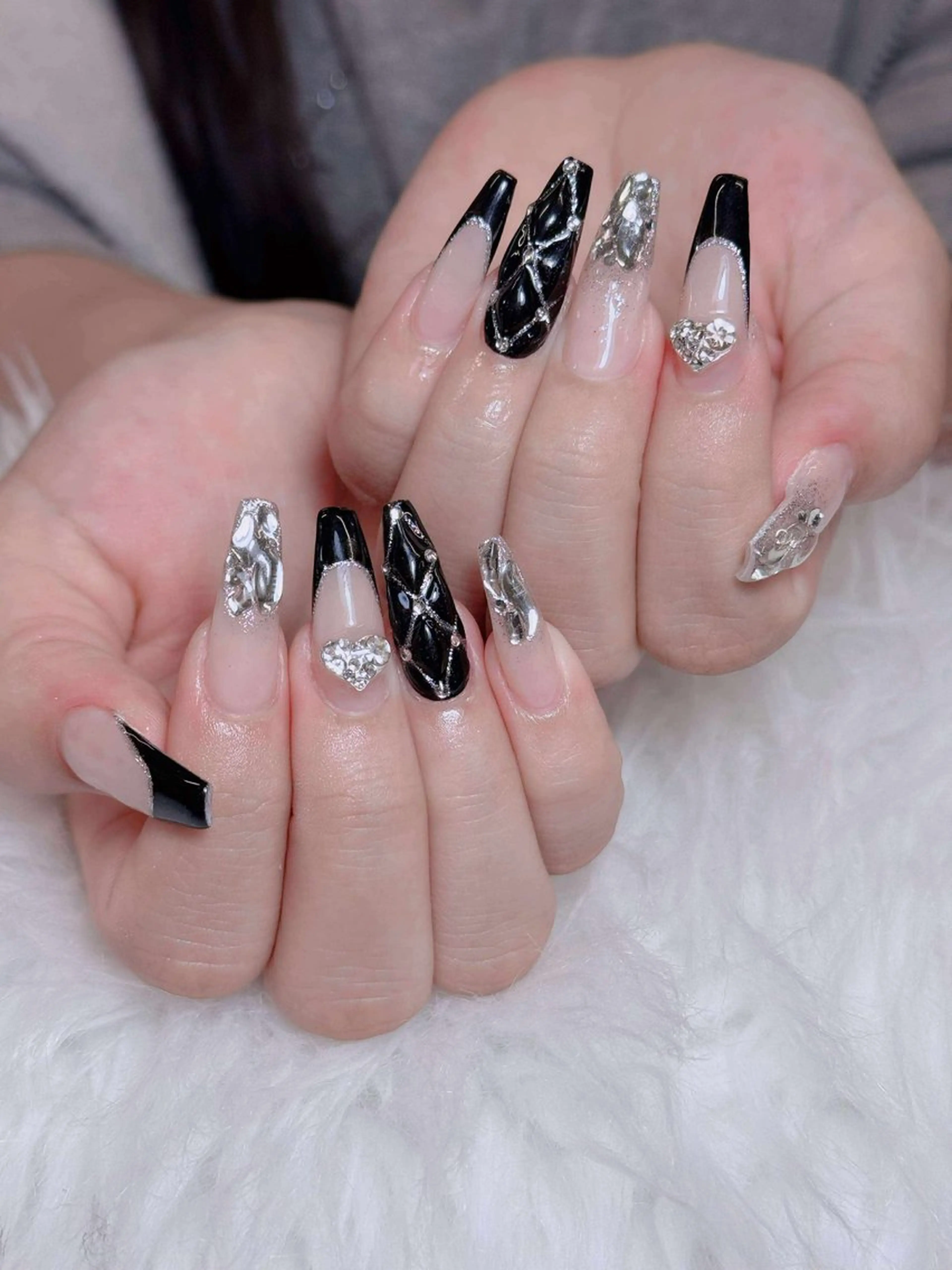 ネイル オーロラネイル チークネイル フットネイル フレンチネイル 韓国ネイル ハンドネイル Lumi Nailのネイルデザイン