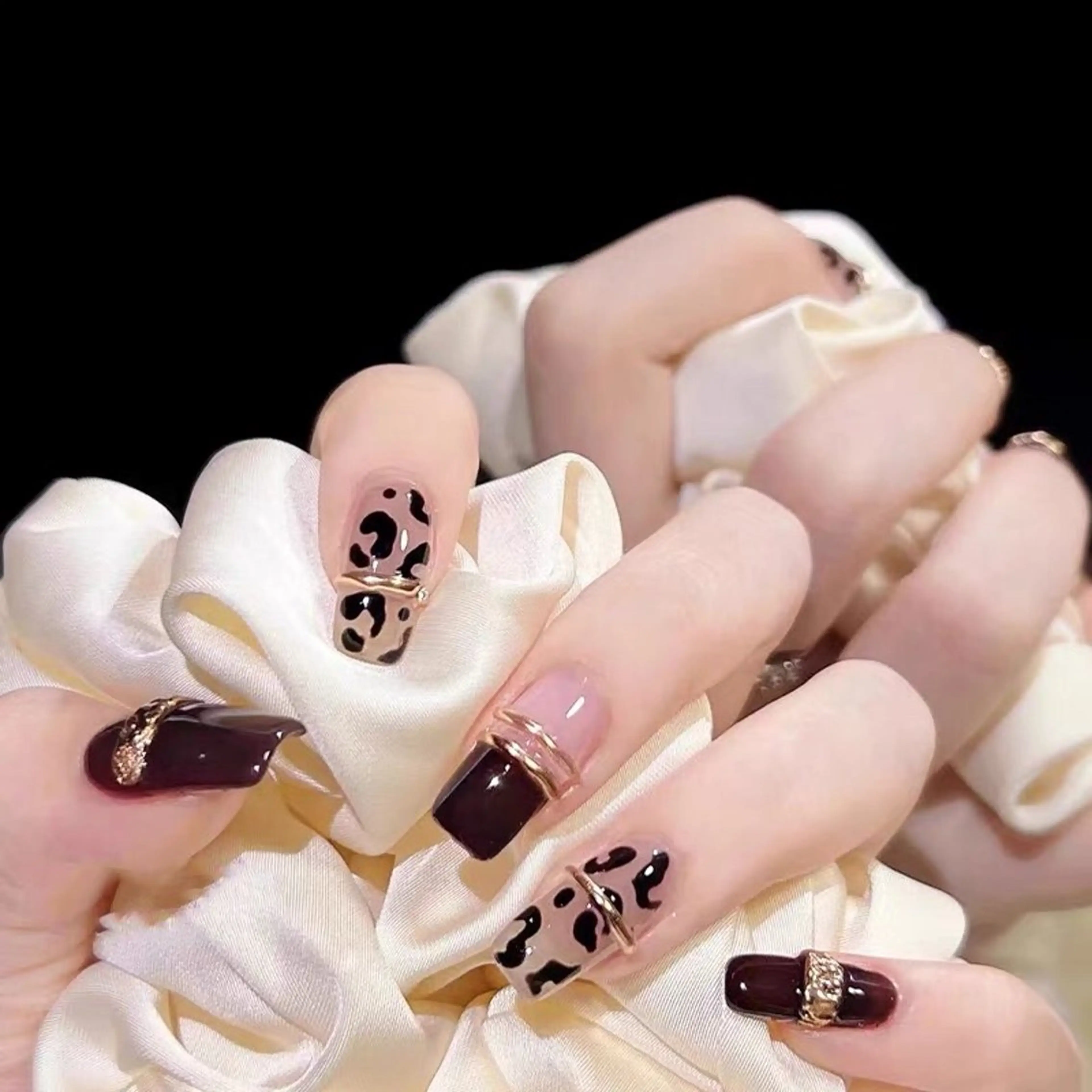 ネイル 菲菲ネイルサロン所属・FJ ネイルサロンのネイルデザイン