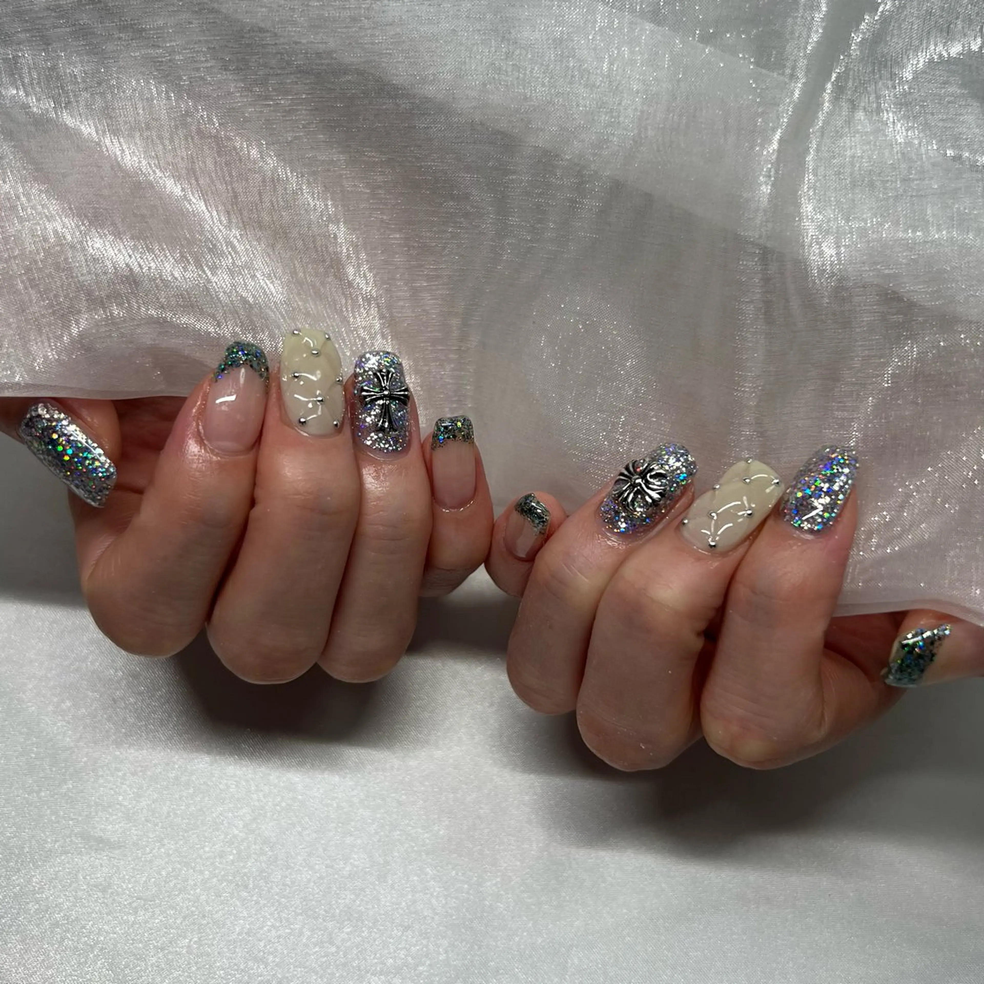 ネイル ジェルネイル 韓国ネイル ラメ(グリッター) マグネットネイル ミラーネイル ハンドネイル -nail salon-Reward所属・nail salon Rewardのネイルデザイン