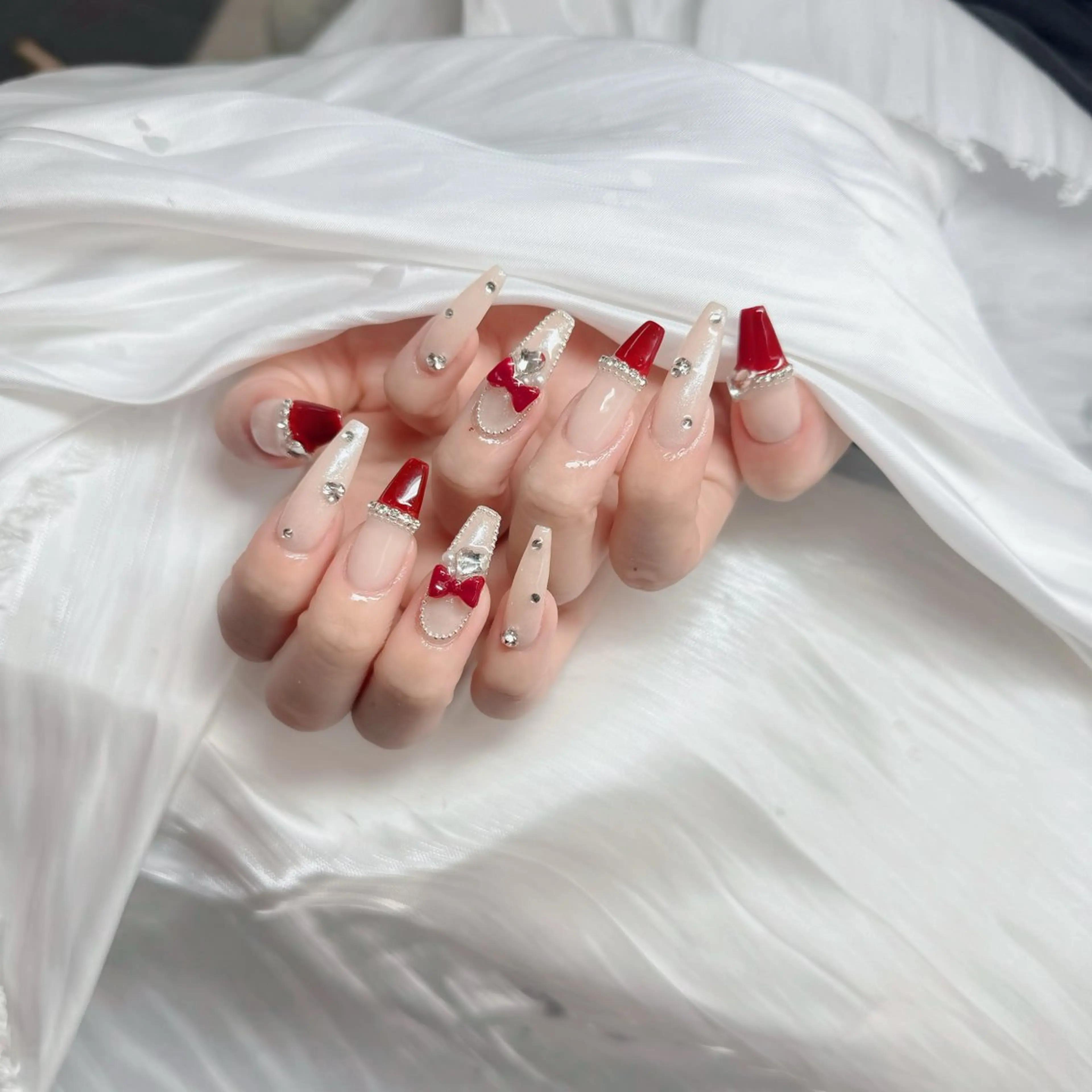 ネイル ジェルネイル 韓国ネイル マグネットネイル ネイルチップ 冬ネイル Lenie Nail Salonのネイルデザイン