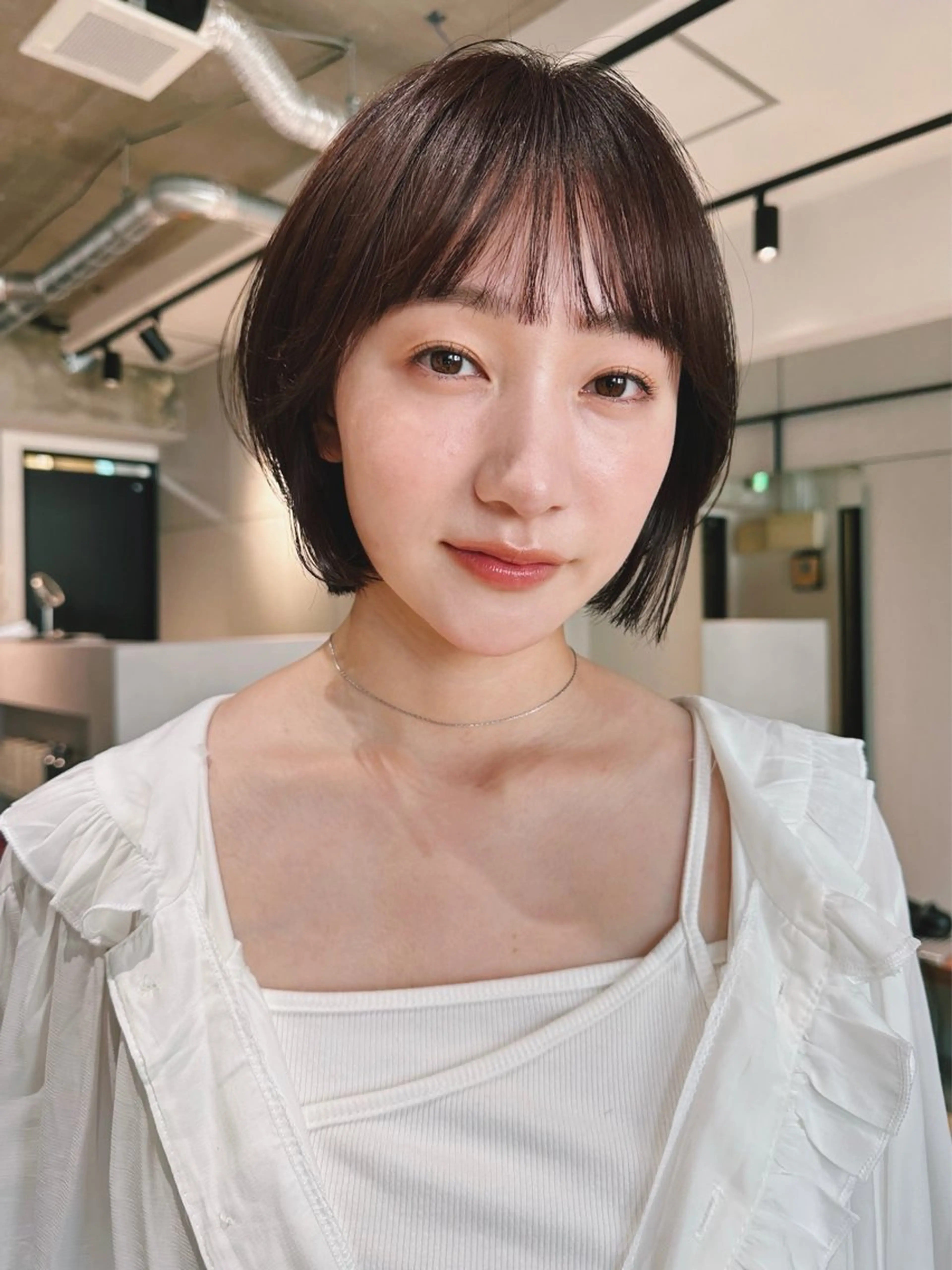 ショート カラー パーマ 🫧小顔×似合わせ× 透明感カラー🫧のヘアスタイル