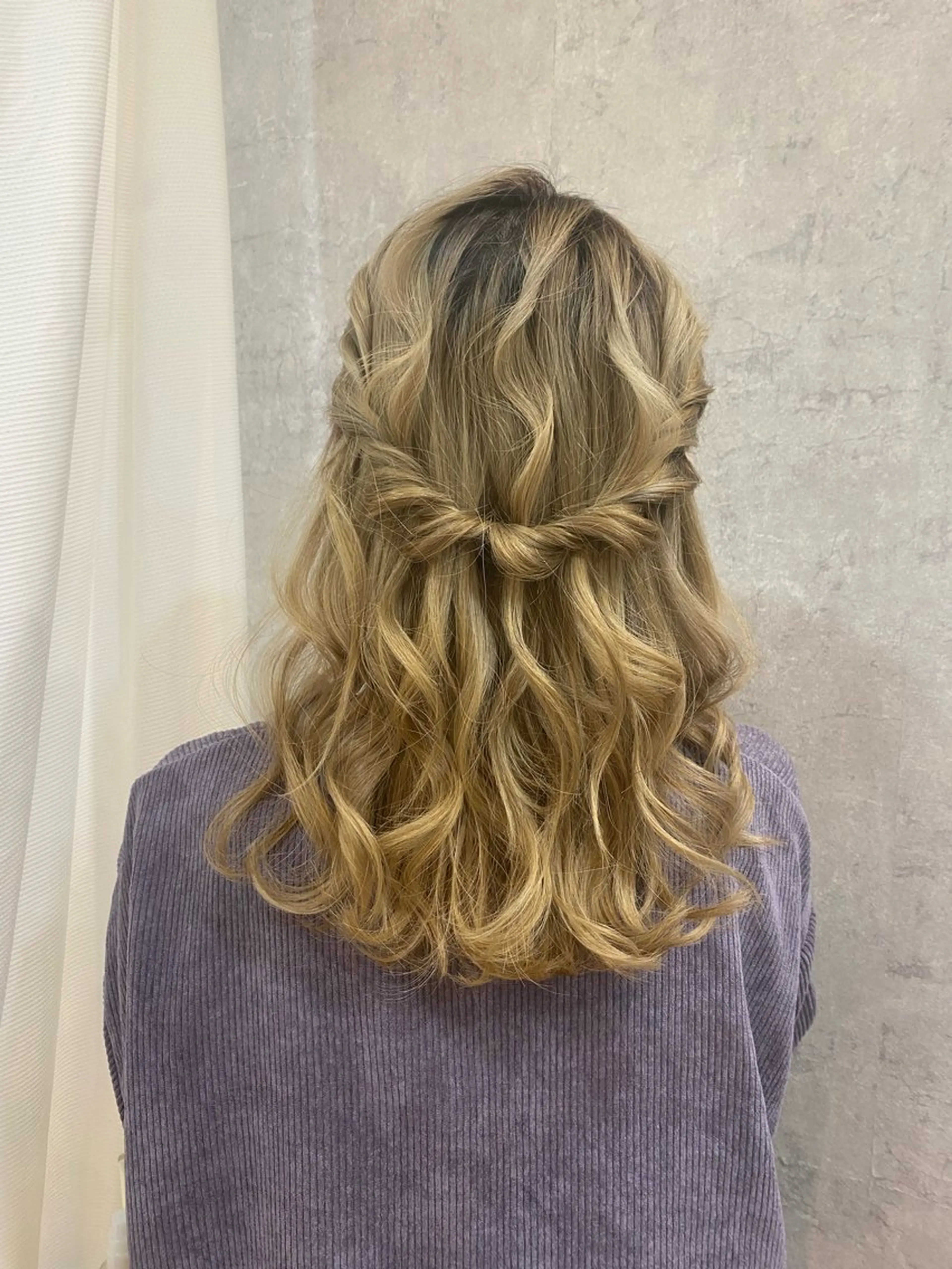 ロング ヘアアレンジ ハーフアップ KOTOMI .の眉毛・アイブロウイメージ