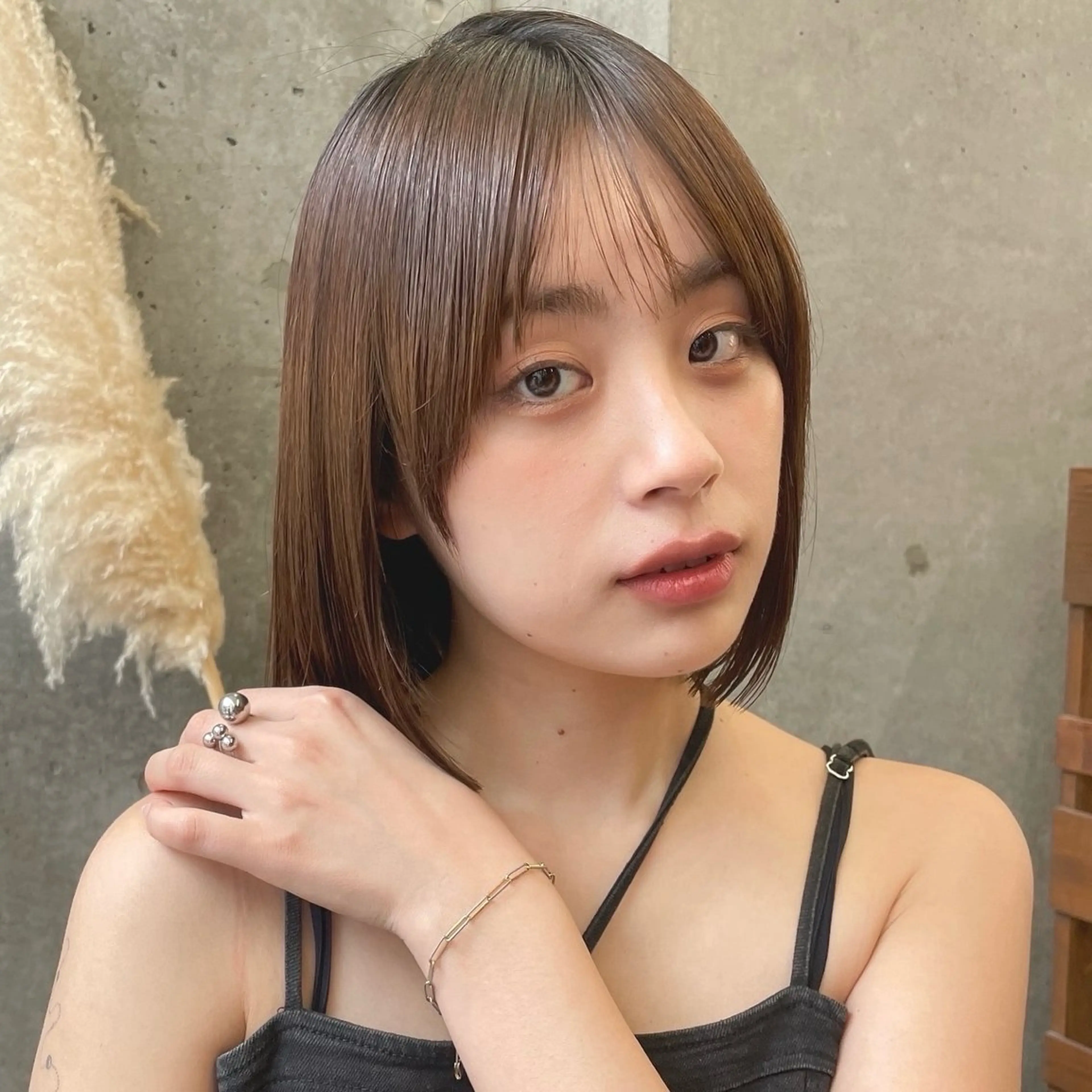 ミディアム カラー レイヤー/ブリーチ /暖色/ゆきなのヘアスタイル