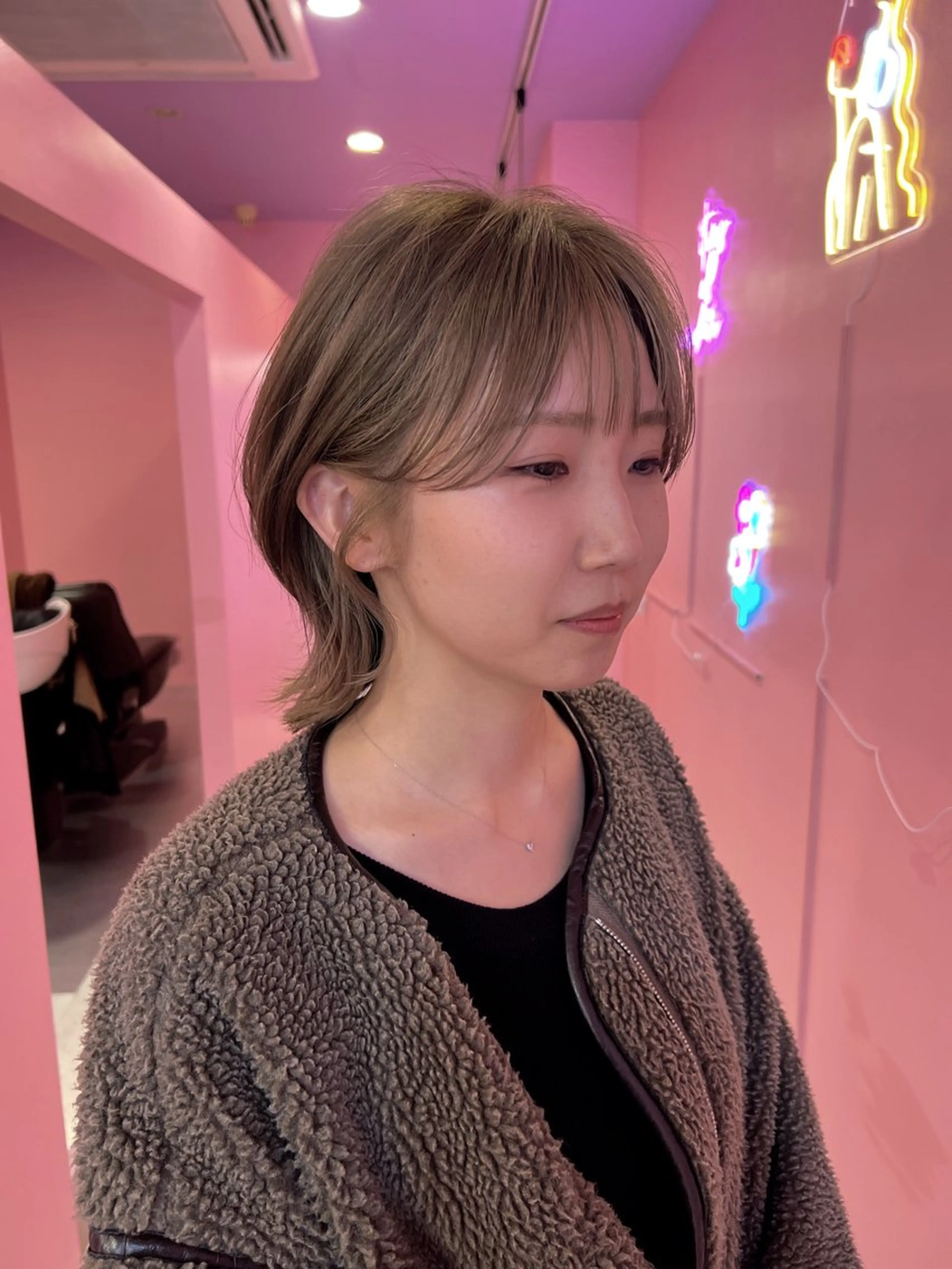 ミディアム カット ヘアカラー トリートメント 紙屋町ショート /ボブ　パーマ河内蓮のヘアスタイル