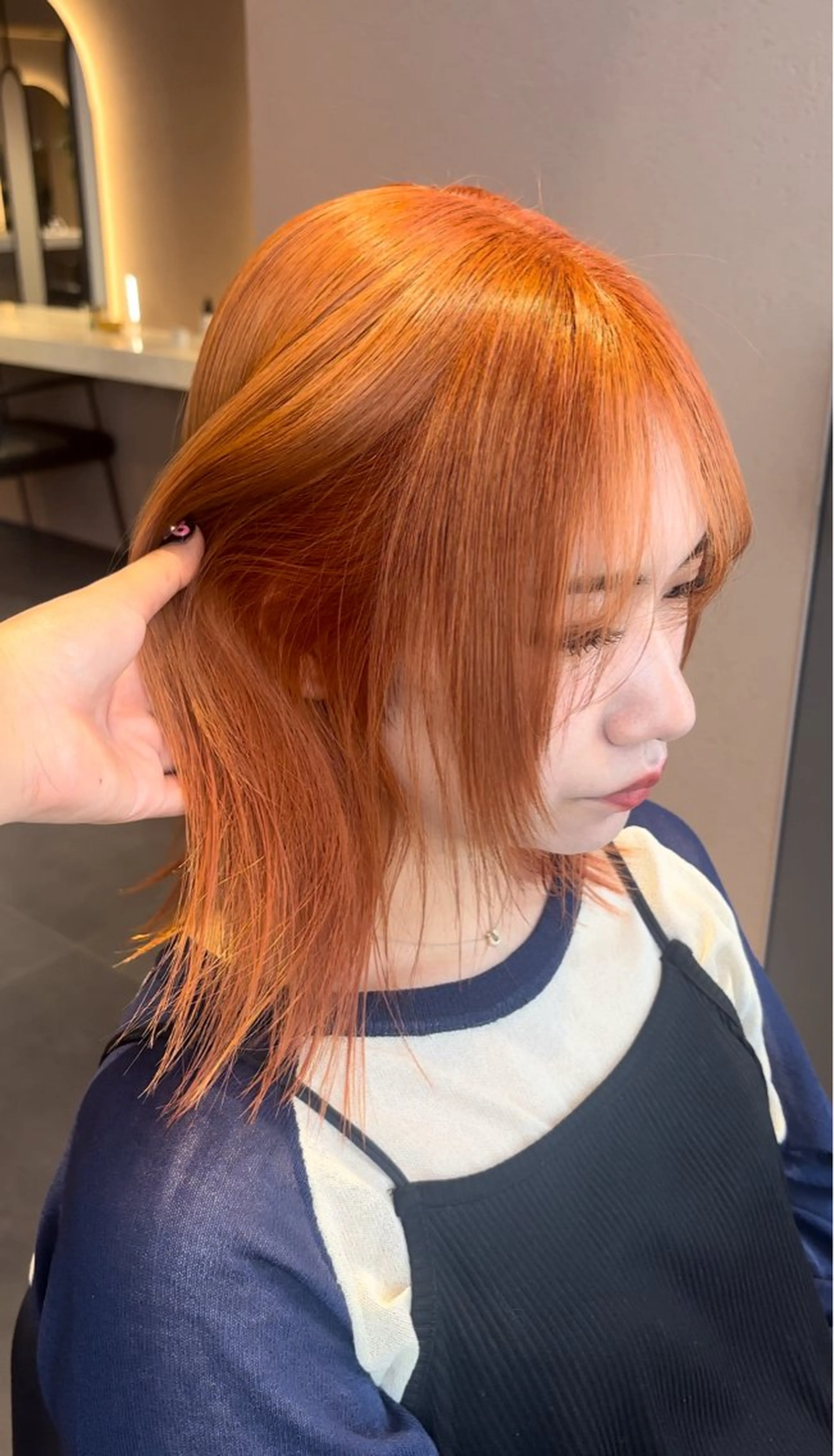 ミディアム i.+OSAKA所属・【大阪】縮毛矯正×ハ イトーン✨のヘアスタイル