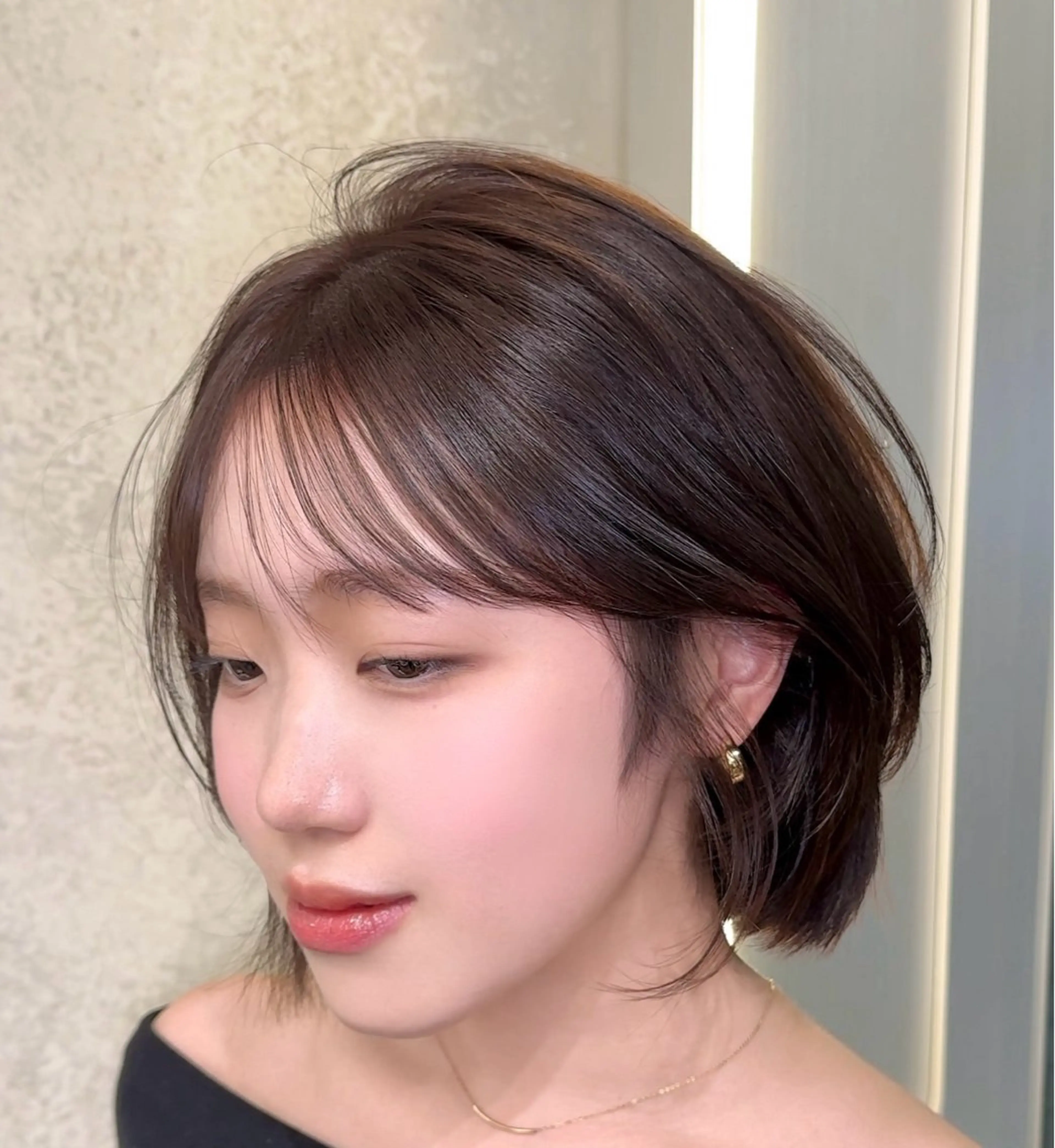 ショート ショートボブ ボブ 韓国風ヘア レイヤーカット シースルーバング ヘアカラー トリートメント uni原宿所属・福田 稜のヘアスタイル