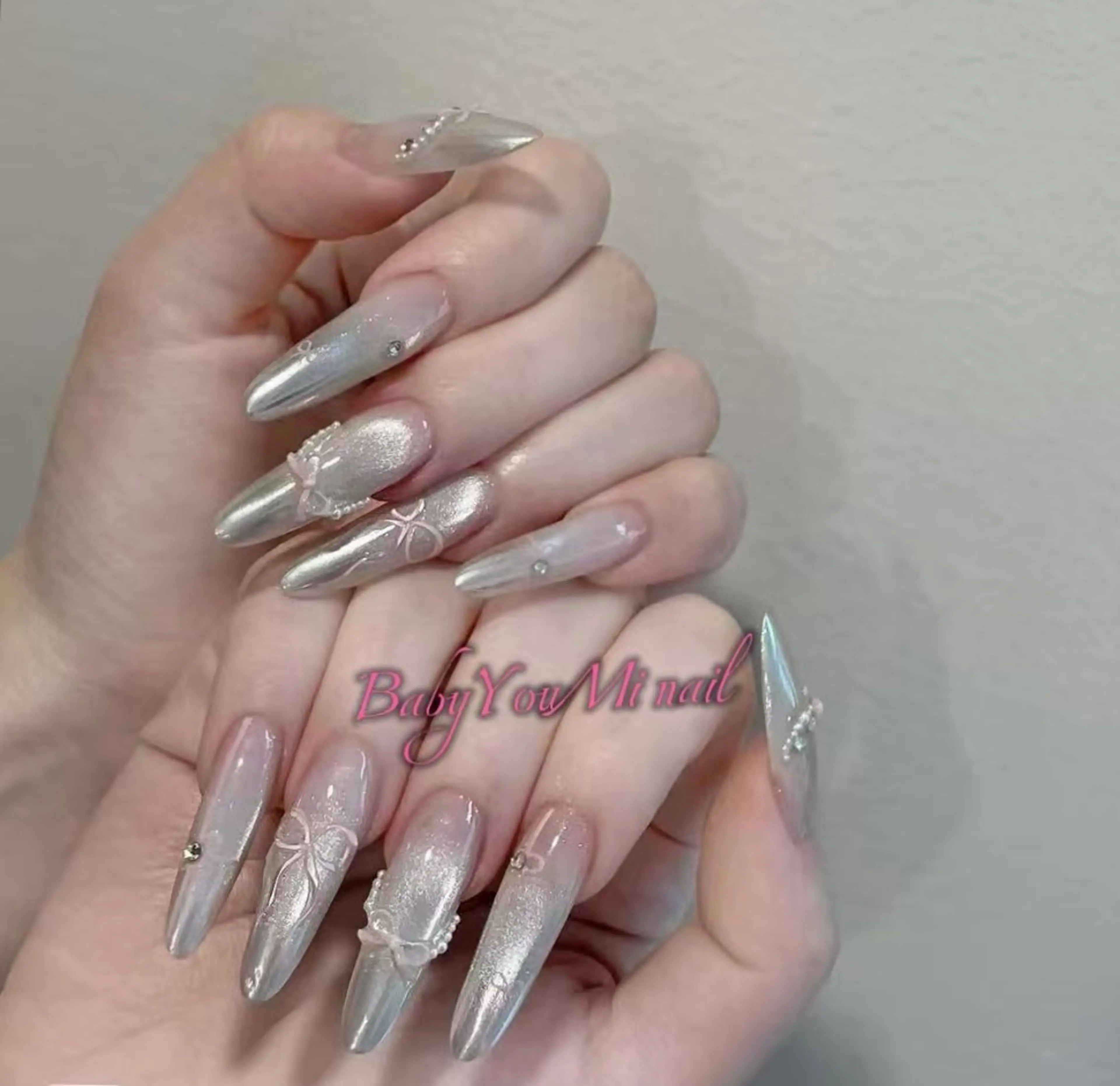 ネイル オーロラネイル フラワーネイル フットネイル フレンチネイル ジェルネイル ハンドネイル Oomiya 服部のネイルデザイン