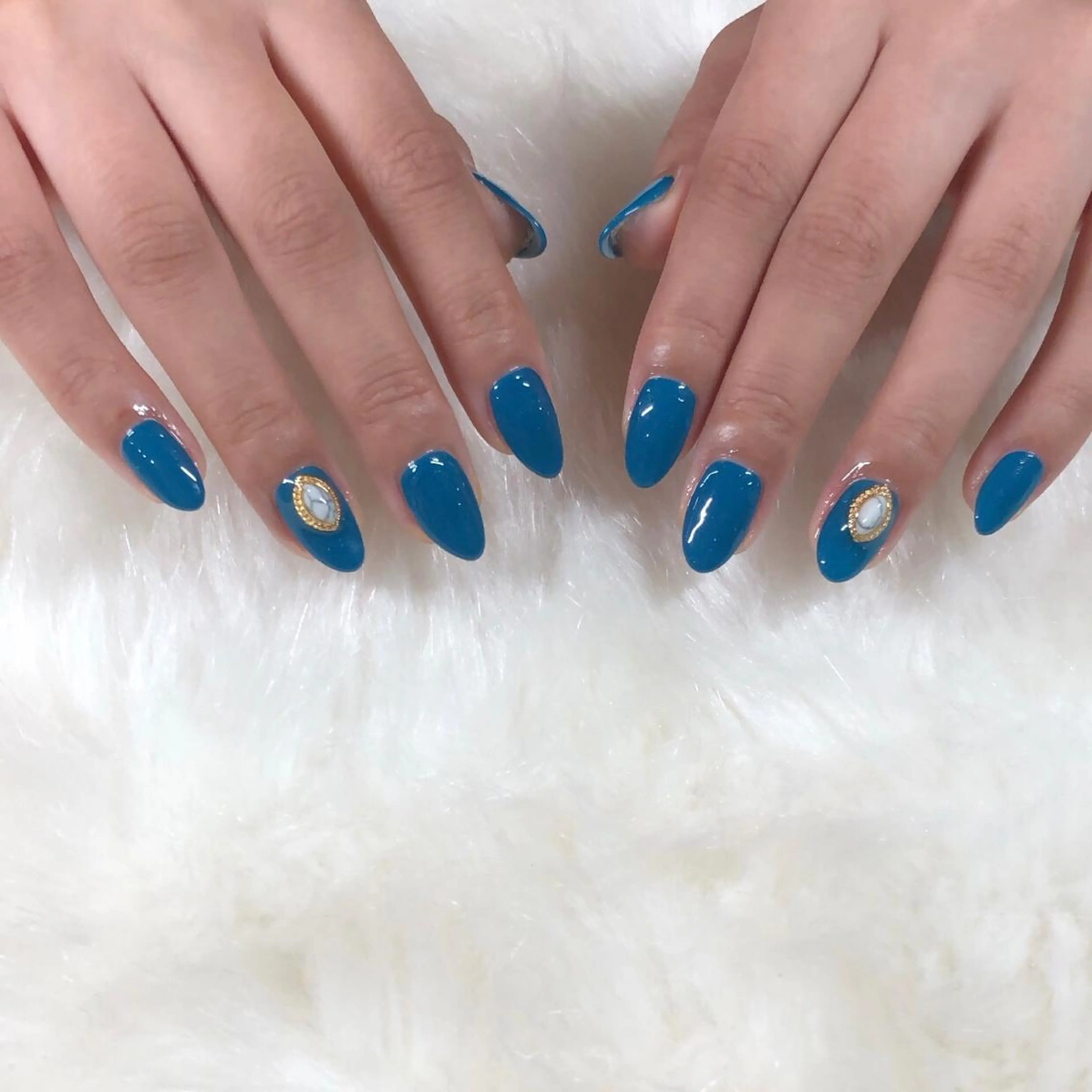 ネイル ハンドネイル フットネイル ハンドケア Nes.Nail所属・Miyagi Asamiのネイルデザイン