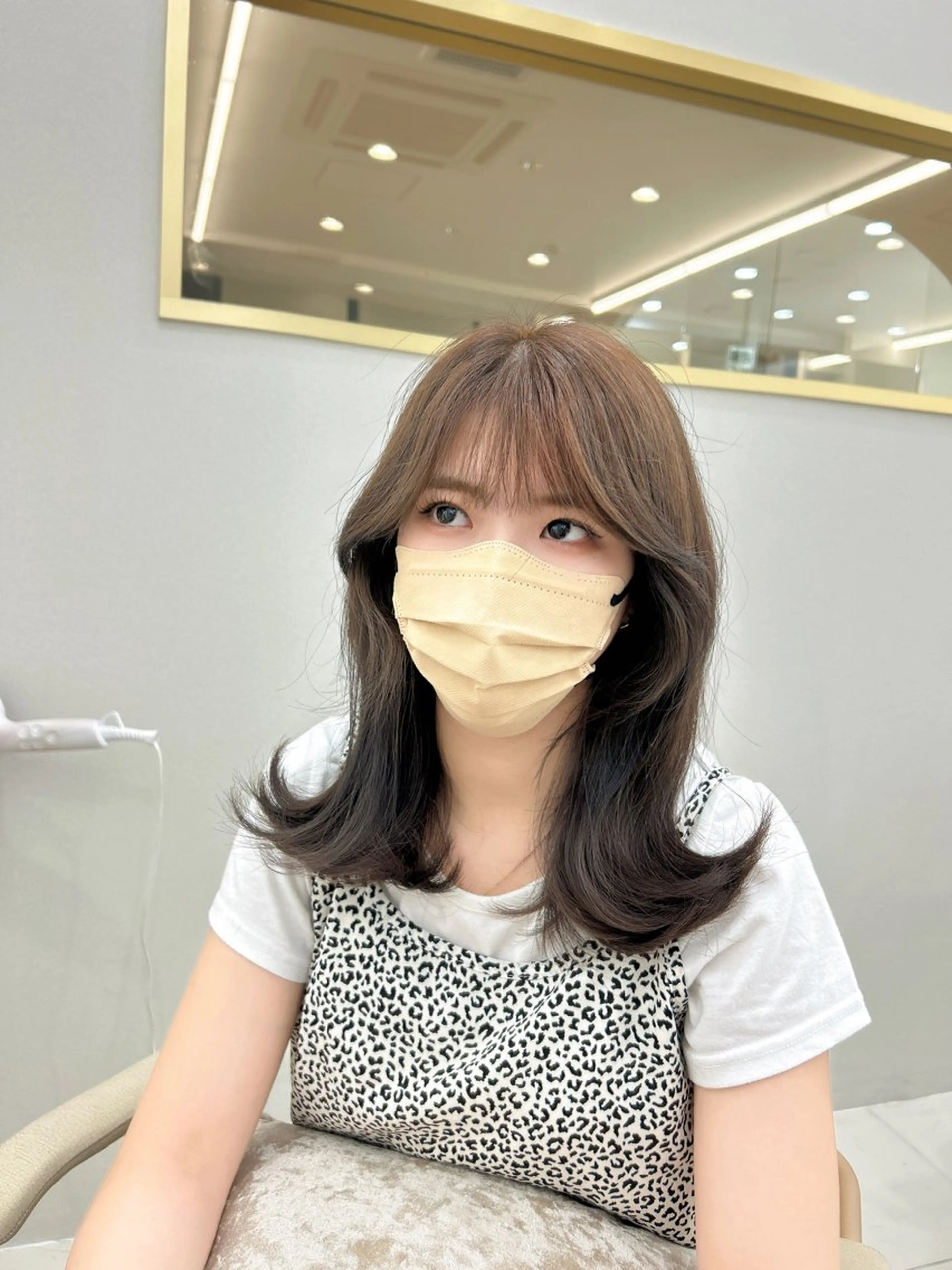 ミディアム 韓国顔まわり/前髪 /レイヤー/いつきのヘアスタイル