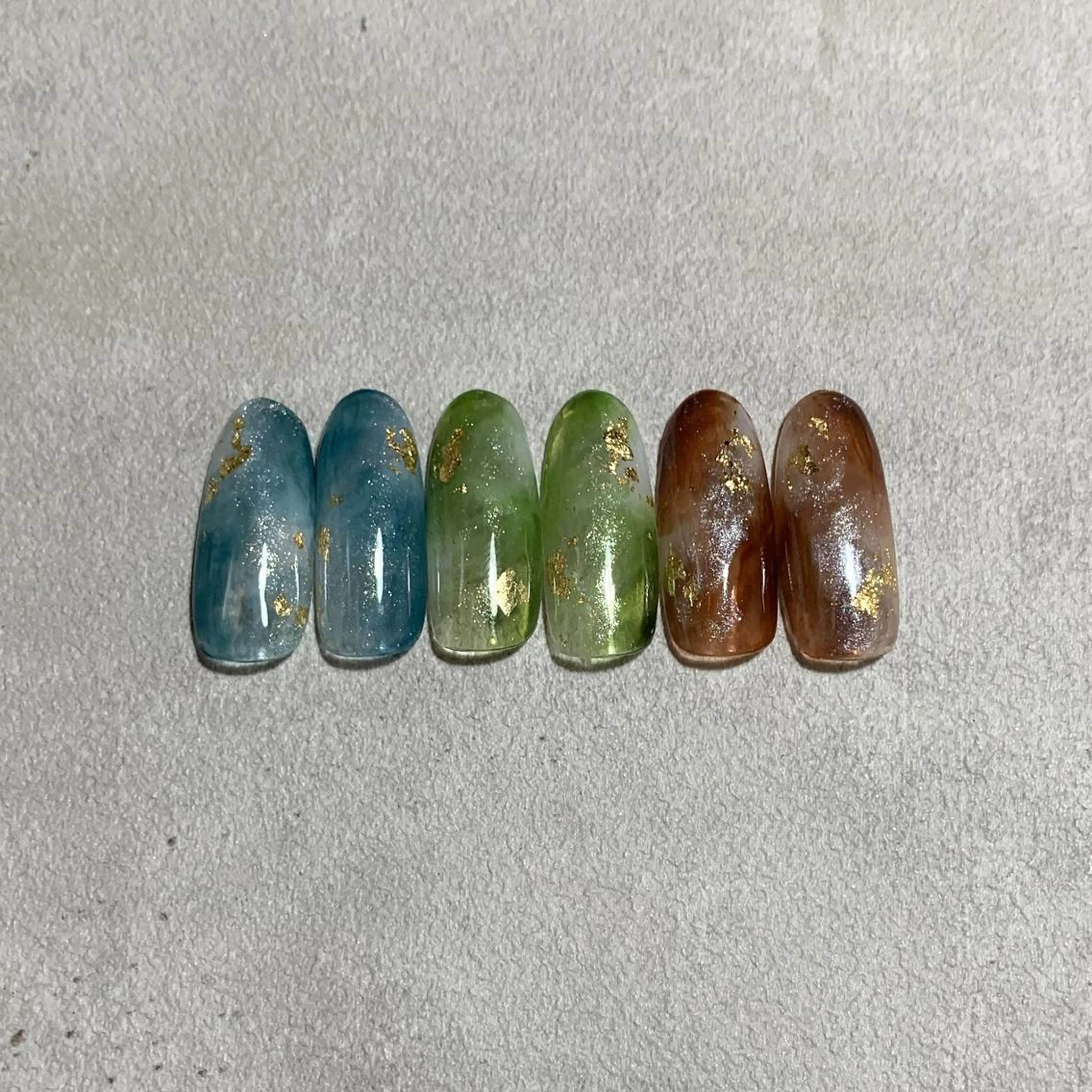 ネイル atelier　FIORITURA所属・FIORITURA aiのネイルデザイン