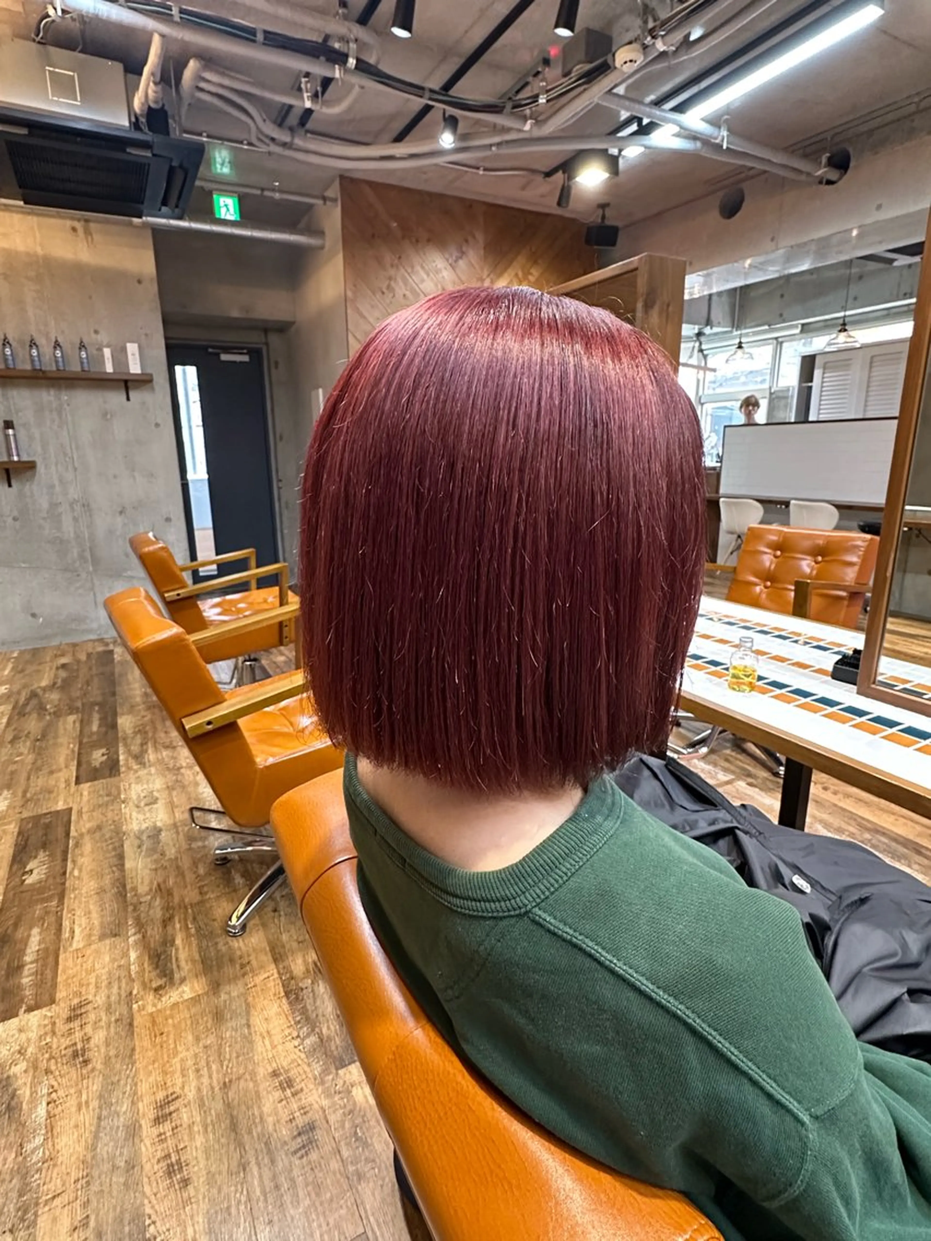 【 髪の毛明るくしたい時に☺️ 】カット＋ブリーチWカラー＋1STEPトリートメントの写真