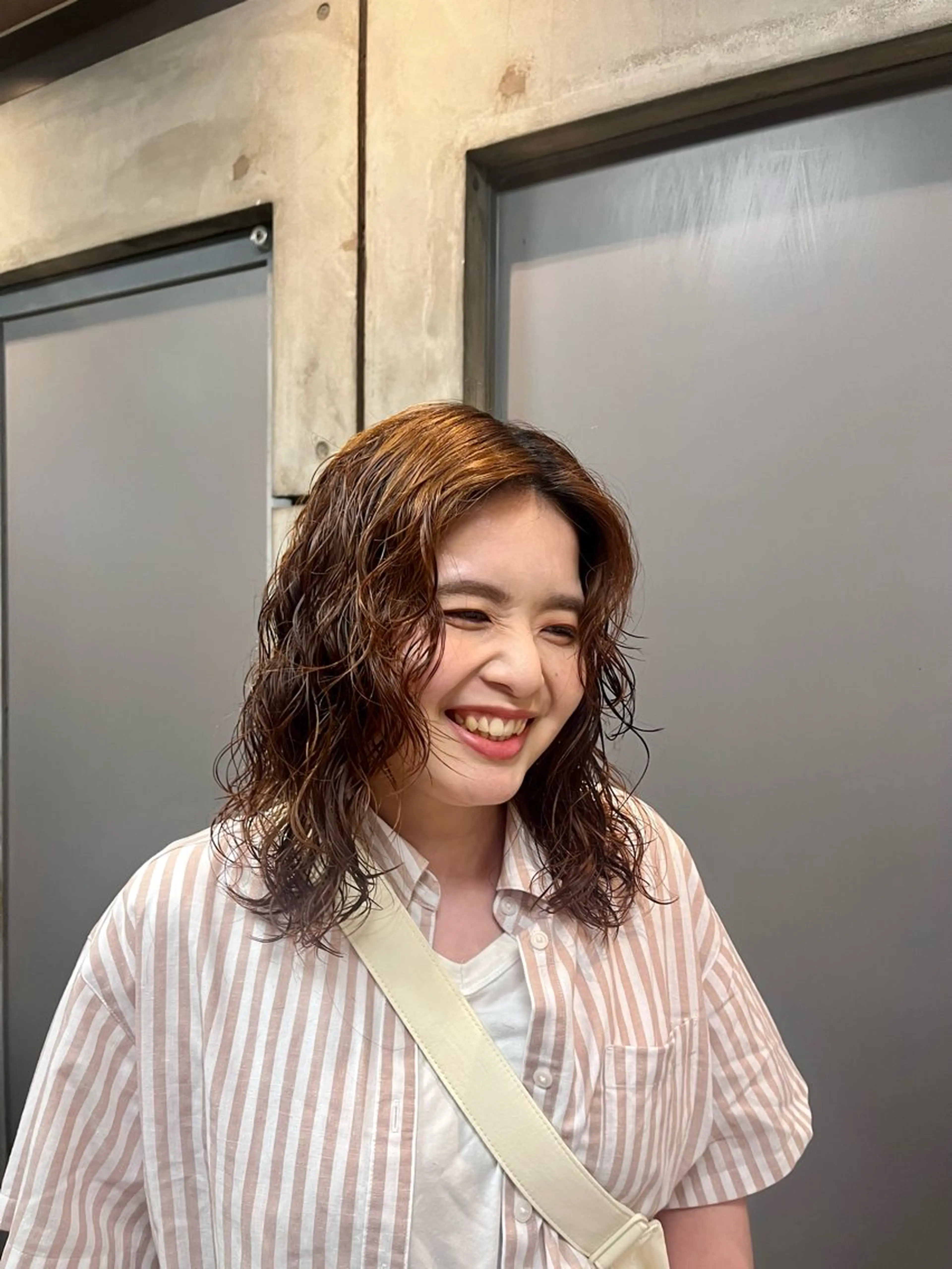 レディースパーマ🫧カット込み(仕上がり写真撮影とSNSへの投稿にご協力いただける方は500円off＋トリートメント付)の写真