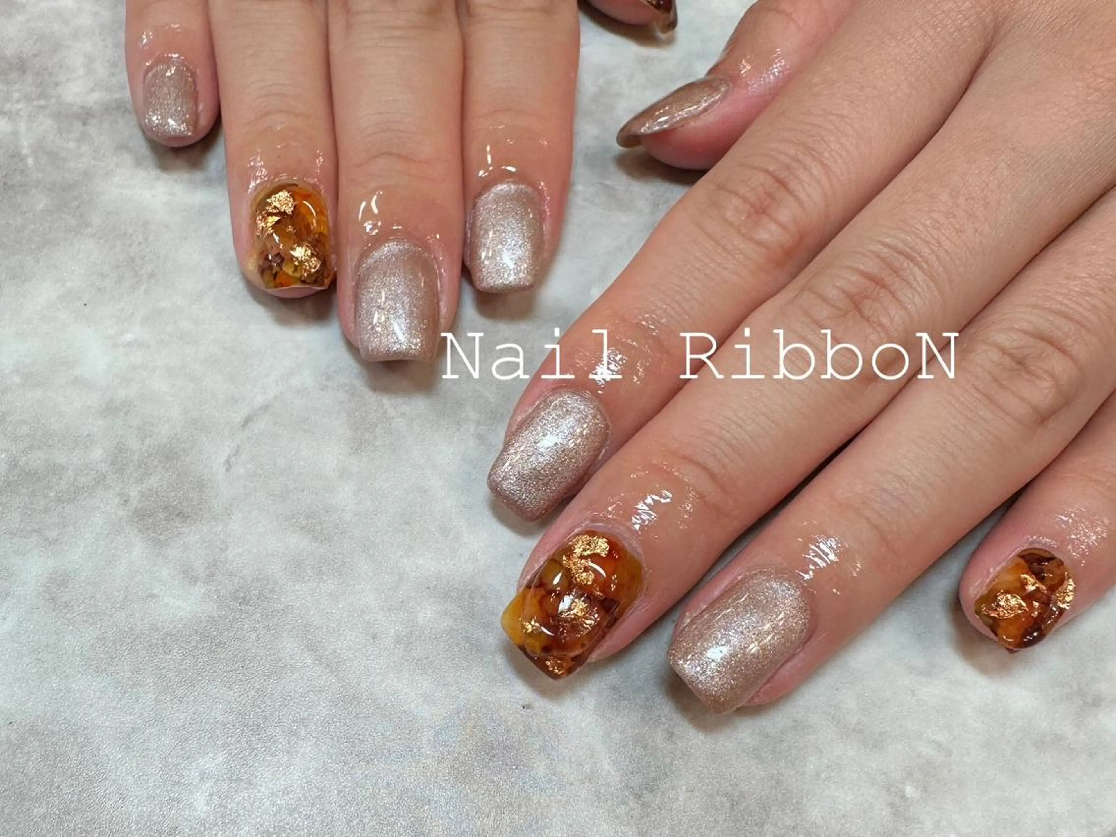 ネイル ネイルリボン 受付スタッフのネイルデザイン