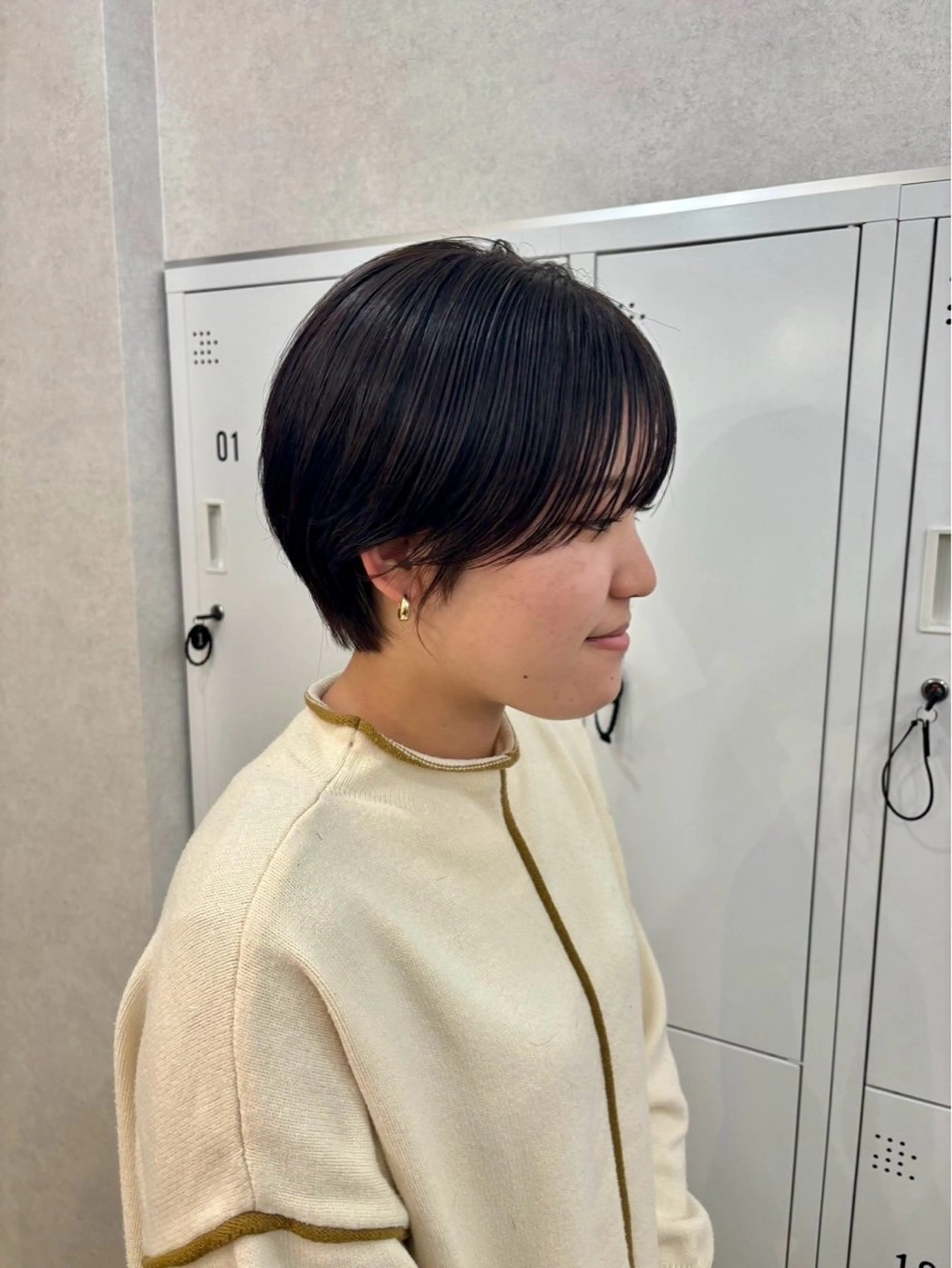 ショート ハンサムショート パープルカラー ハイライト ショートヘア ネヅ カオルのヘアスタイル