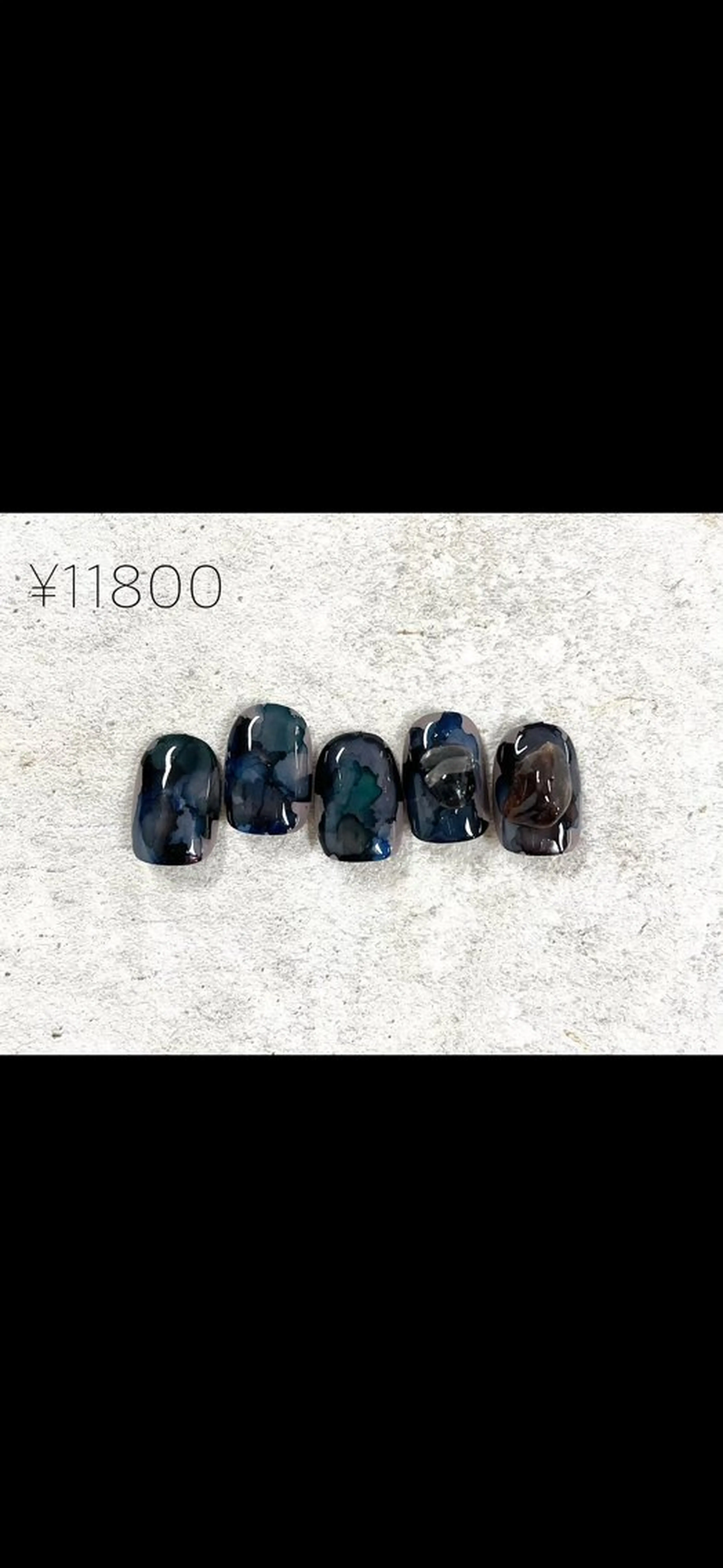 ネイル KUROIWA KAORIのネイルデザイン