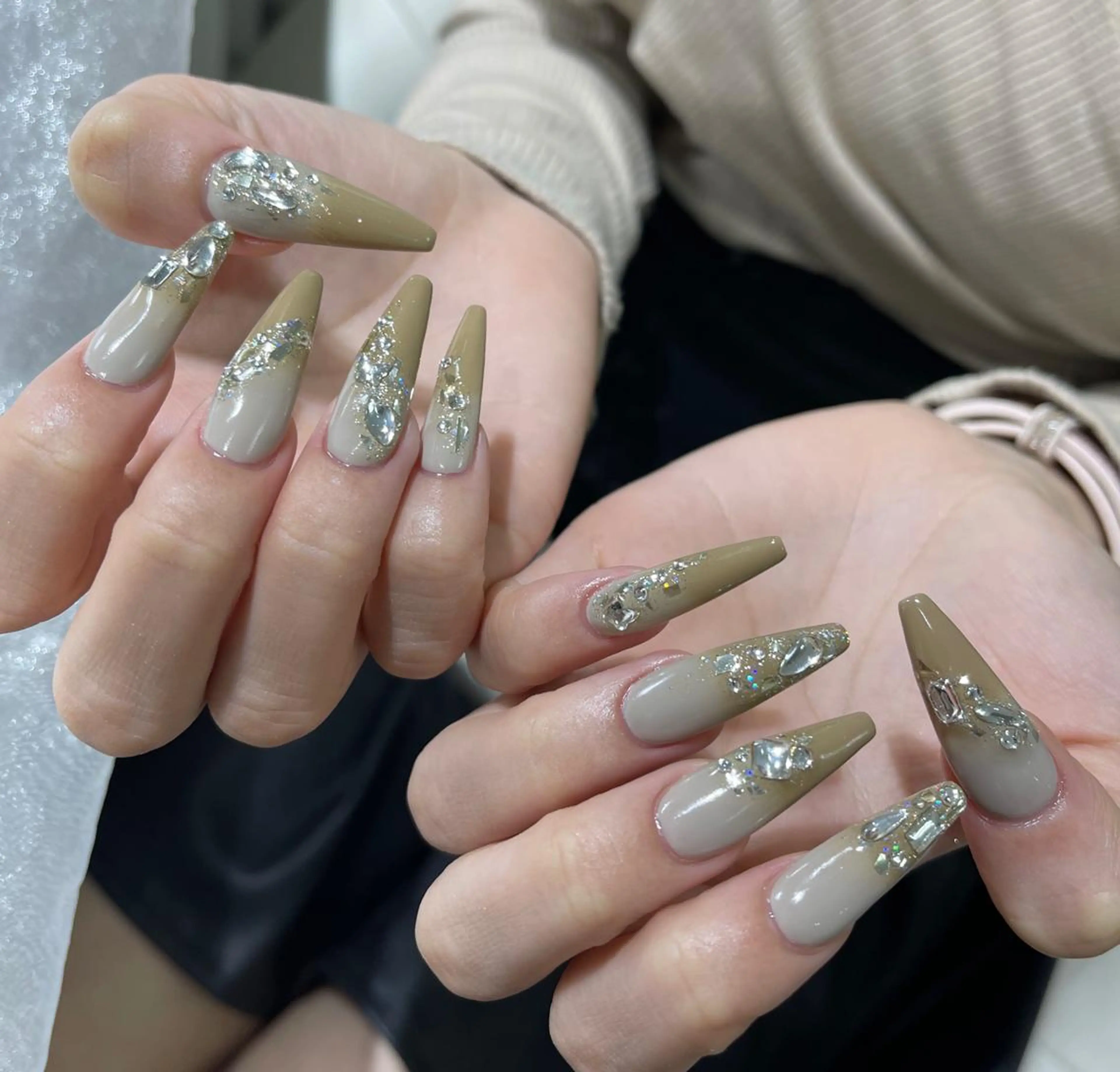 ネイル ハンドネイル Queens マオのネイルデザイン