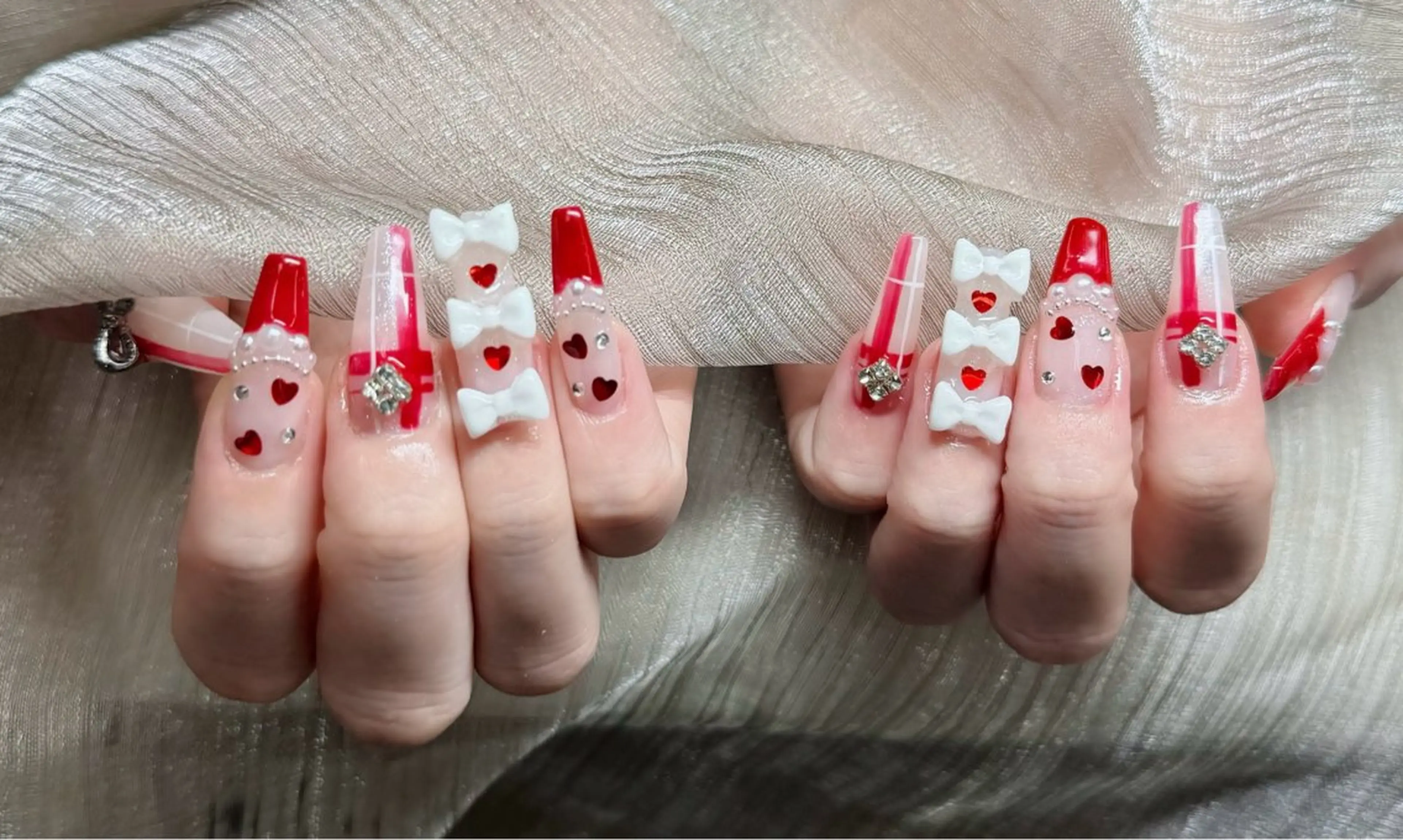 ネイル アートネイル フレンチネイル ジェルネイル 韓国ネイル マグネットネイル ハンドネイル Lenie Shinokuboのネイルデザイン