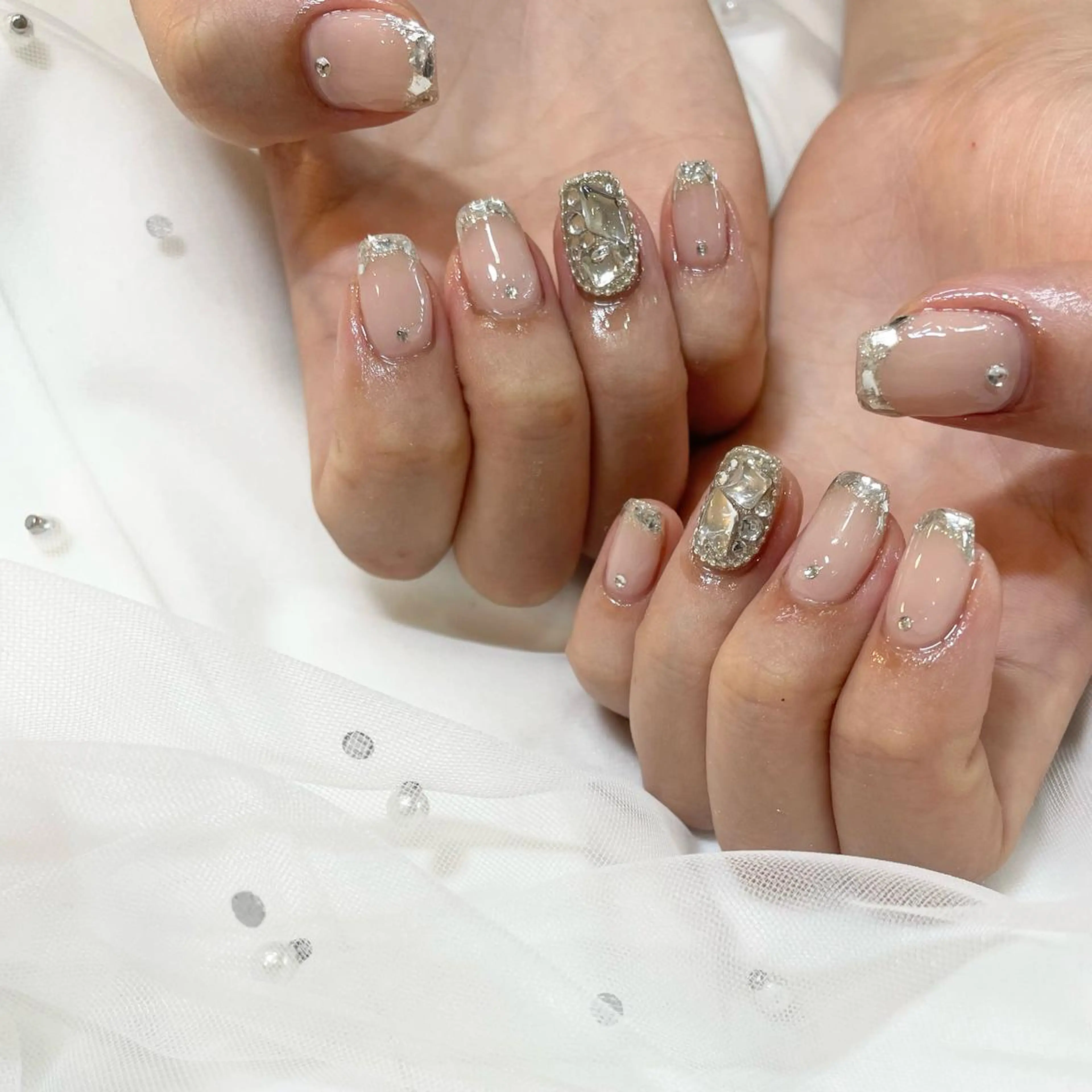 ネイル フレンチネイル ガラスフレンチ Nail Salon Gummi.のネイルデザイン