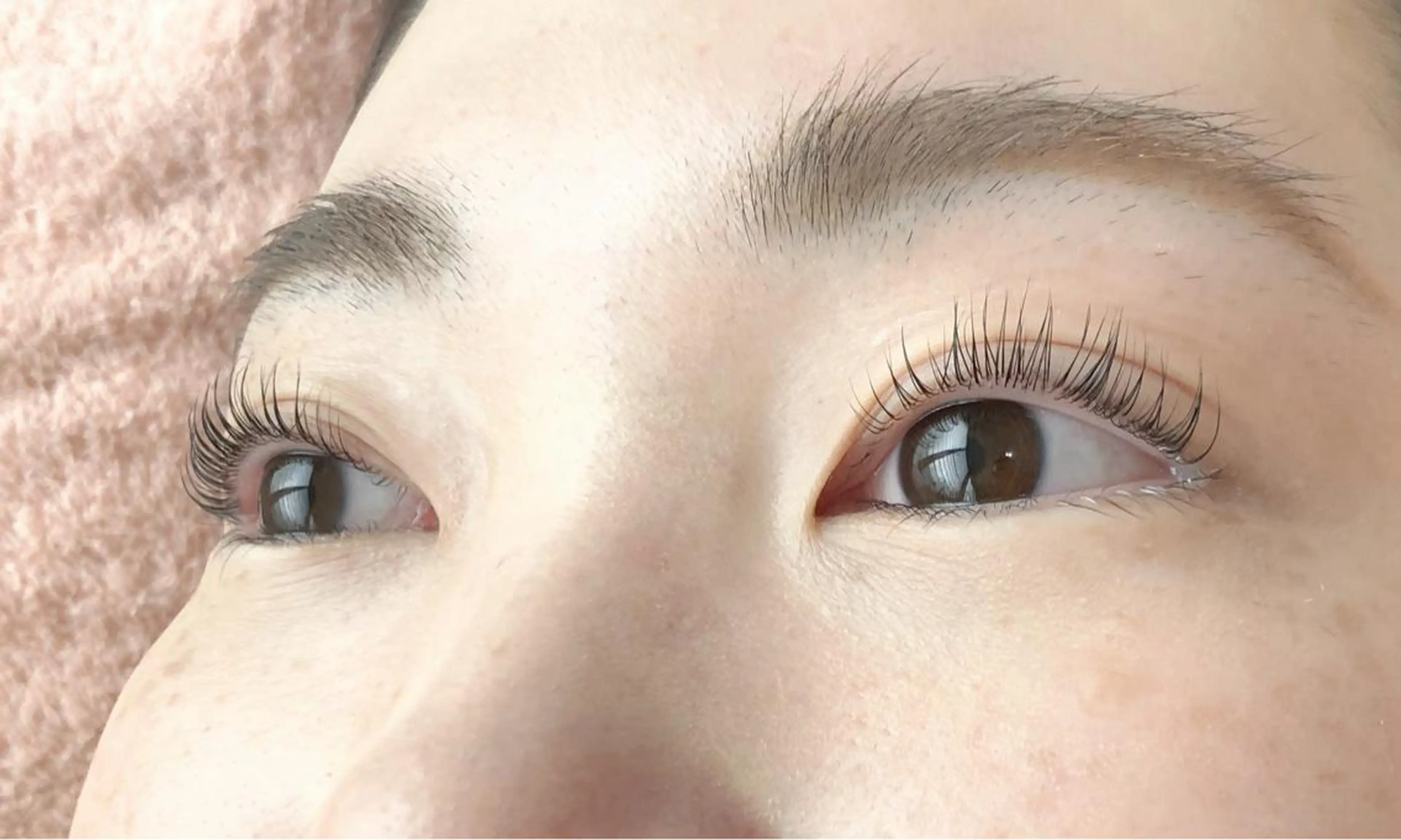 マツエク・マツパ パリジェンヌラッシュリフト nail &lash ANEMONAのネイルデザイン