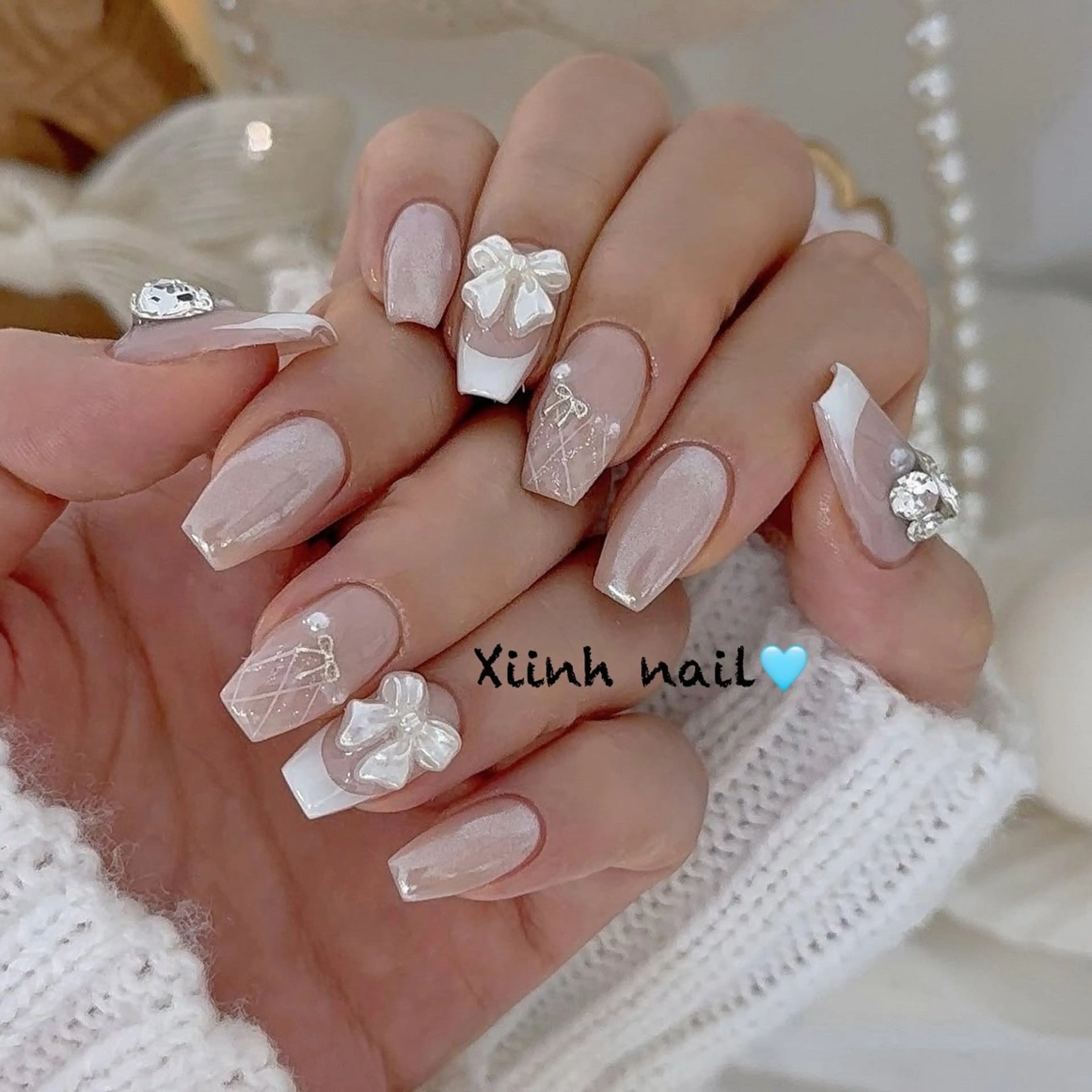 ネイル ブラウン チークネイル 桜ネイル 長さ出し フットネイル ハンドネイル XIINH NAIL SALONのネイルデザイン