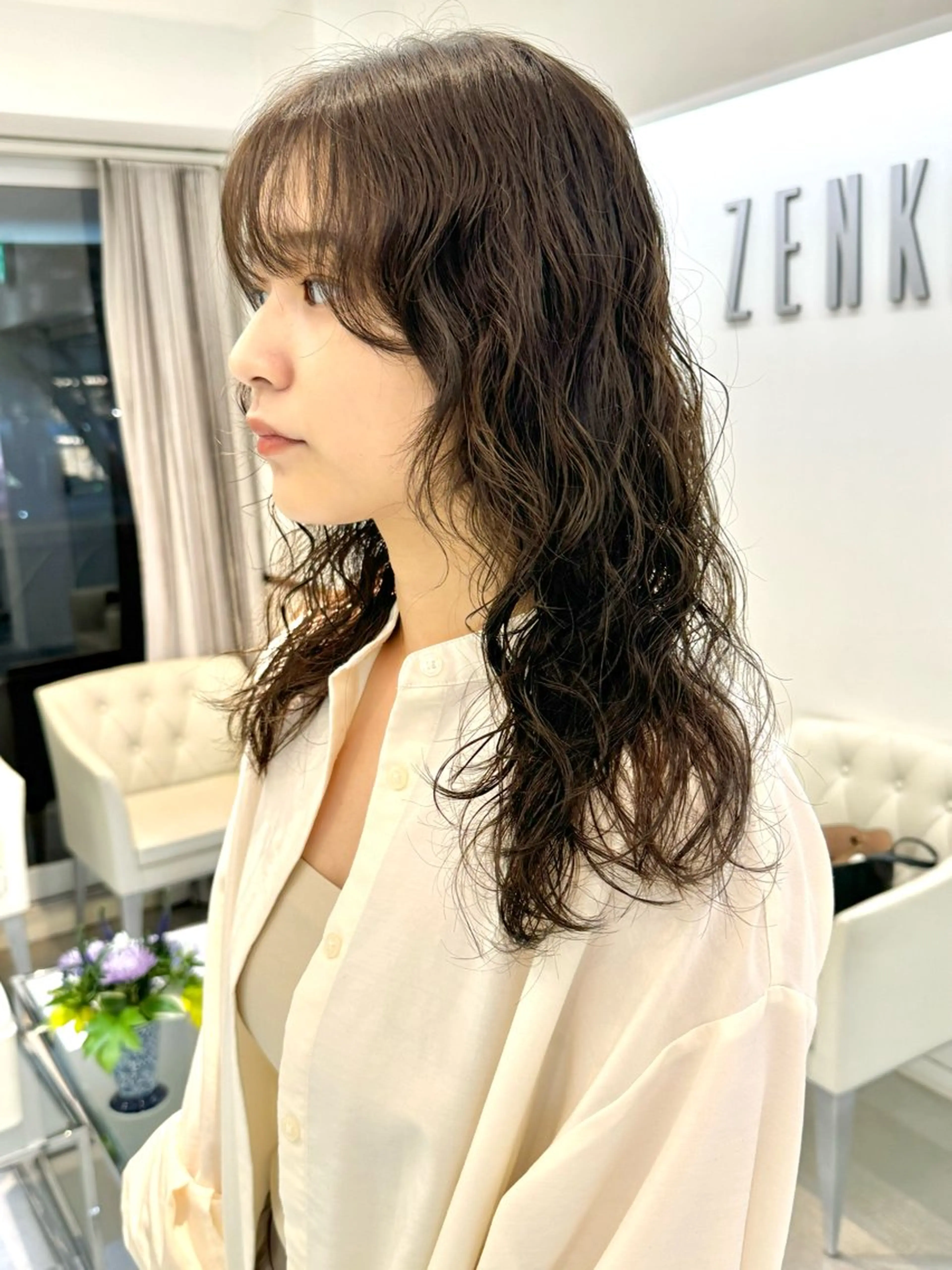 ロング パーマ レイヤーカット カット パーマ トリートメント ZENKO表参道店所属・デジタルパーマ 🌀ボブ　萩原　龍のヘアスタイル