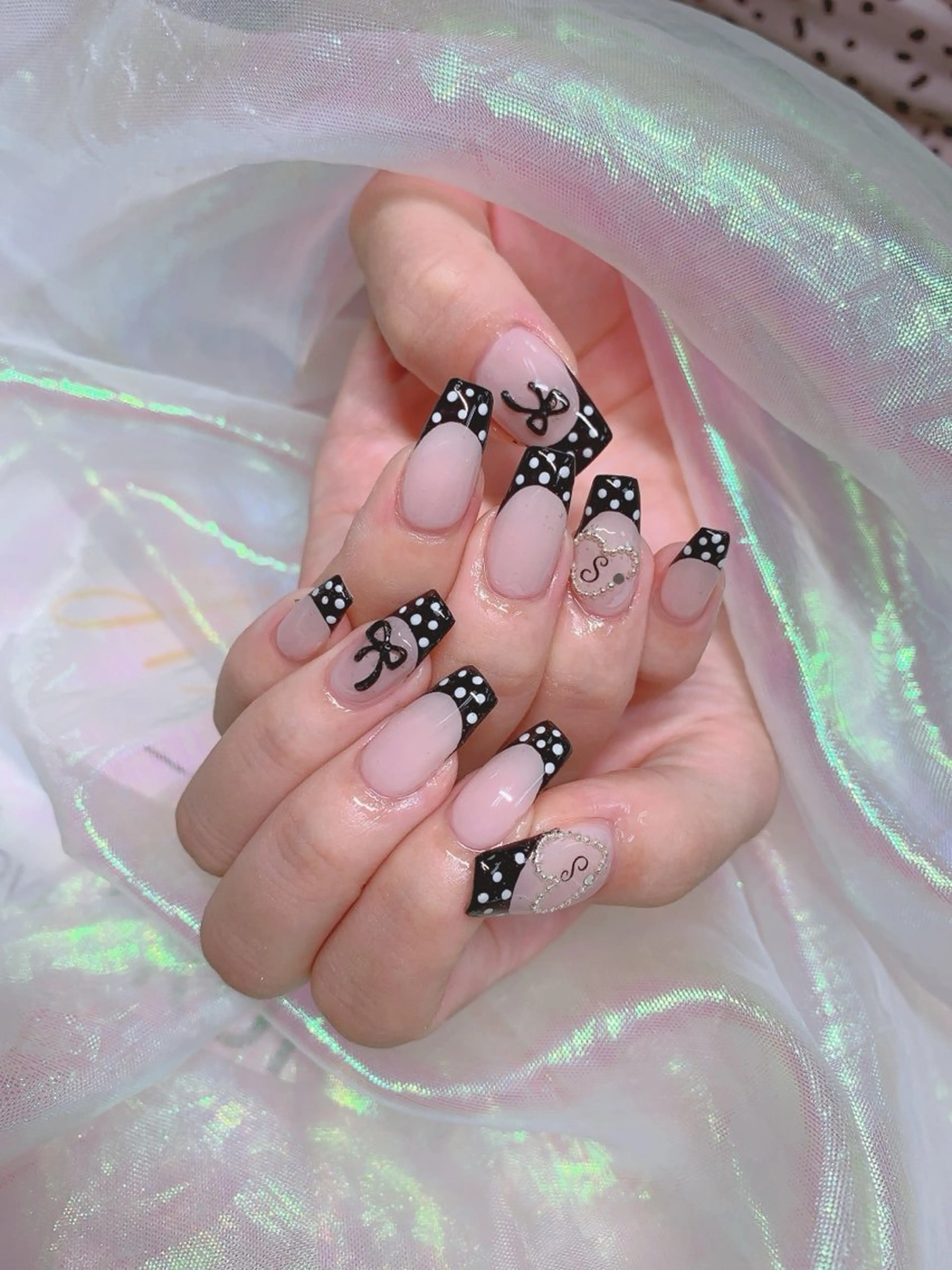 ネイル アートネイル クリアネイル フラッシュネイル フットネイル フレンチネイル ハンドネイル インフィニティ ネイルサロンのネイルデザイン