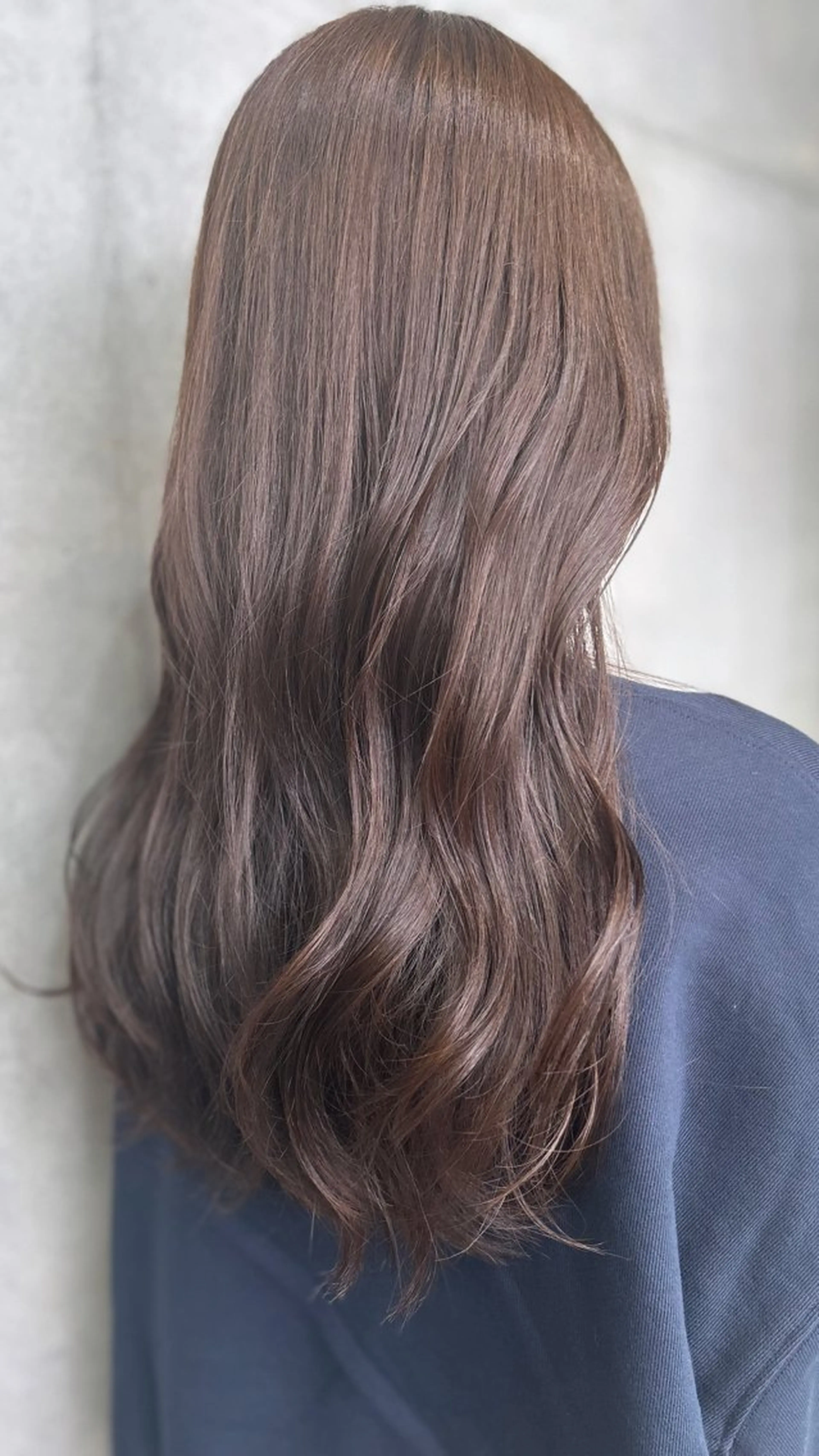 ロング カラー アッシュ アッシュグレー アッシュグレージュ グレージュ ヘアカラー トリートメント レイヤー/グレージュ 赤み消し/コウスケのヘアスタイル