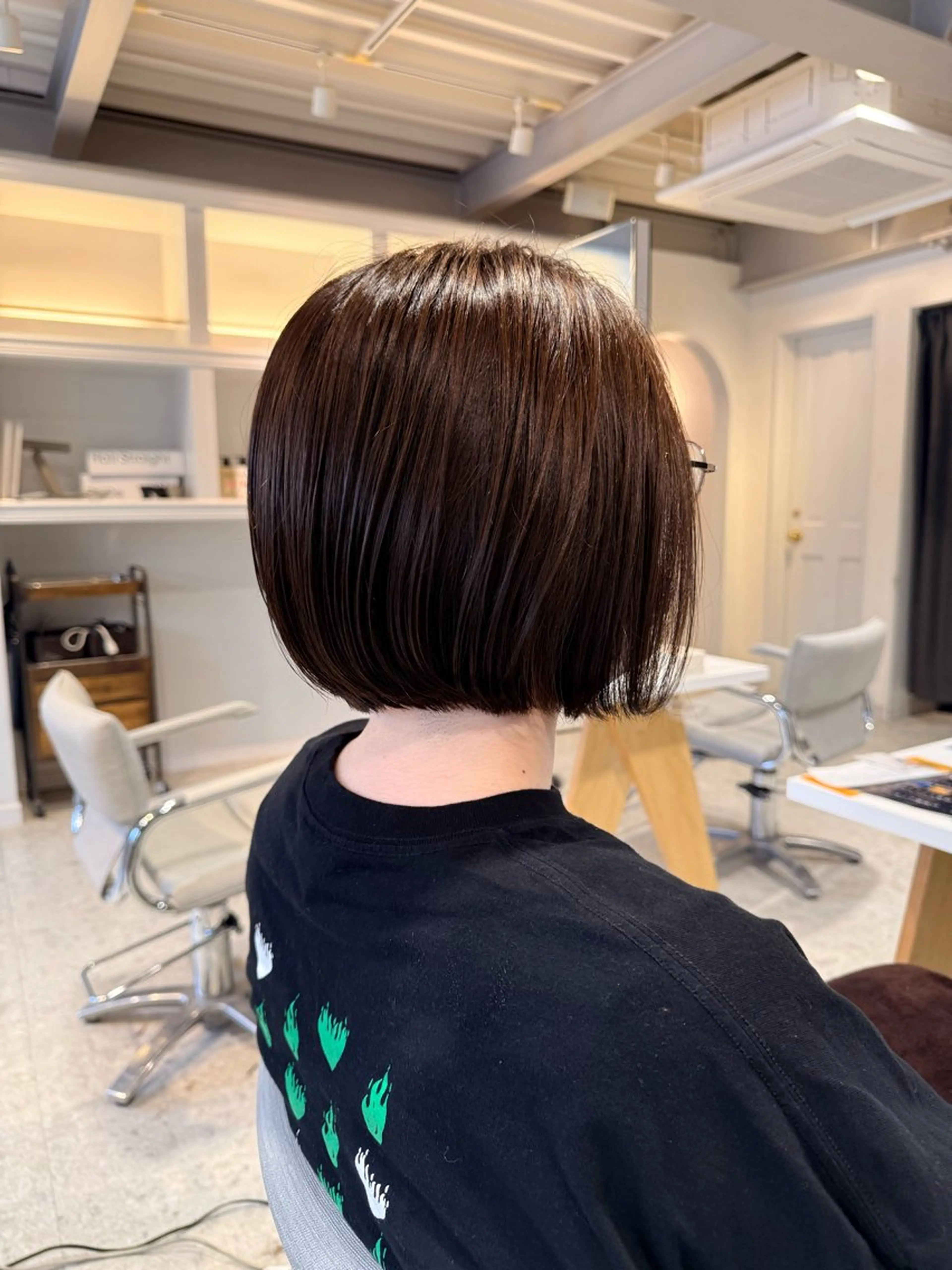 ショート アッシュ アッシュブラウン 髪質改善 トリートメント ヘアカラー 髪質改善／似合わせ ショート／芝　圭佑のヘアスタイル