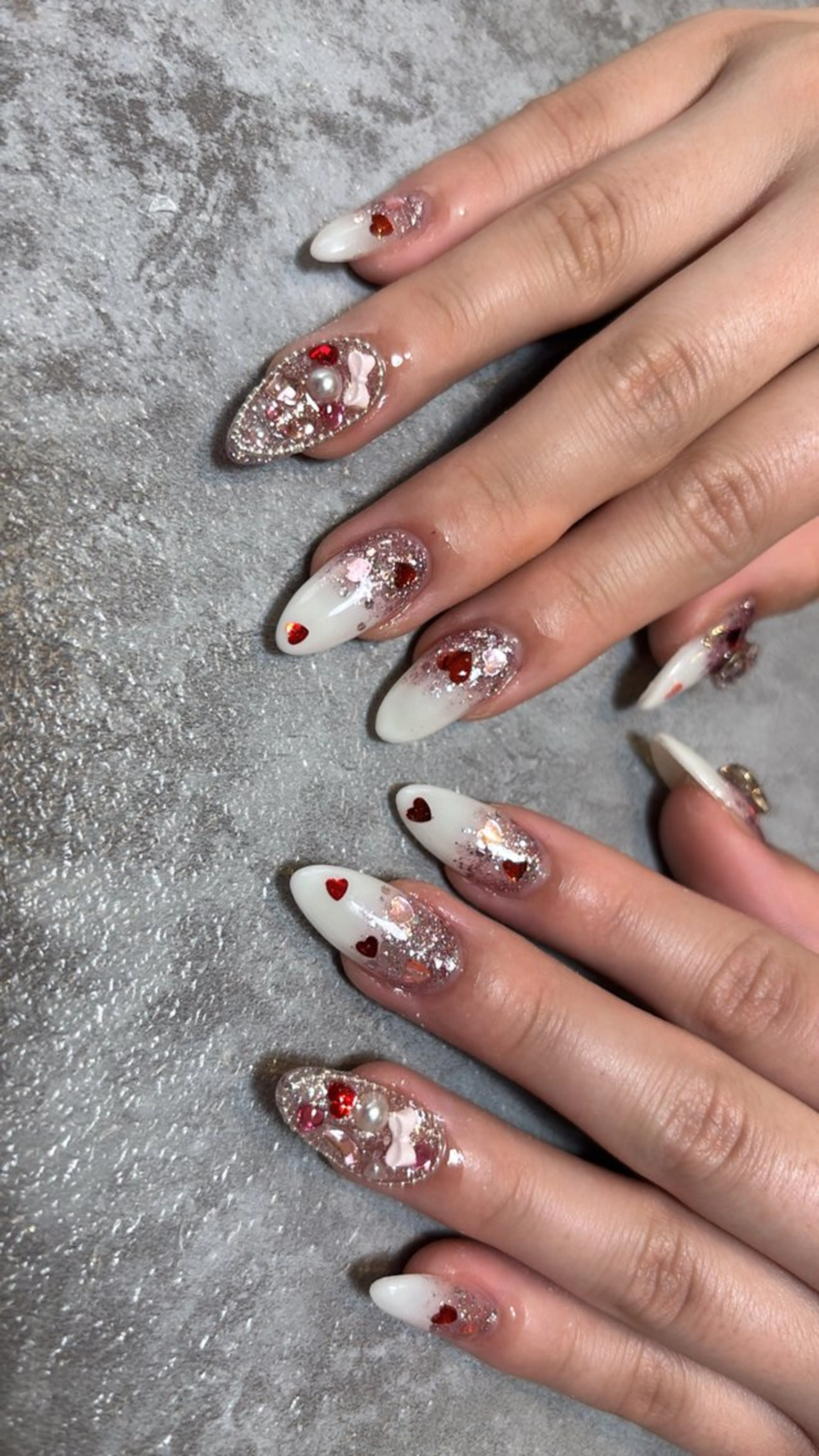 ネイル 持ち込み Mignon所属・Mignon 、のネイルデザイン