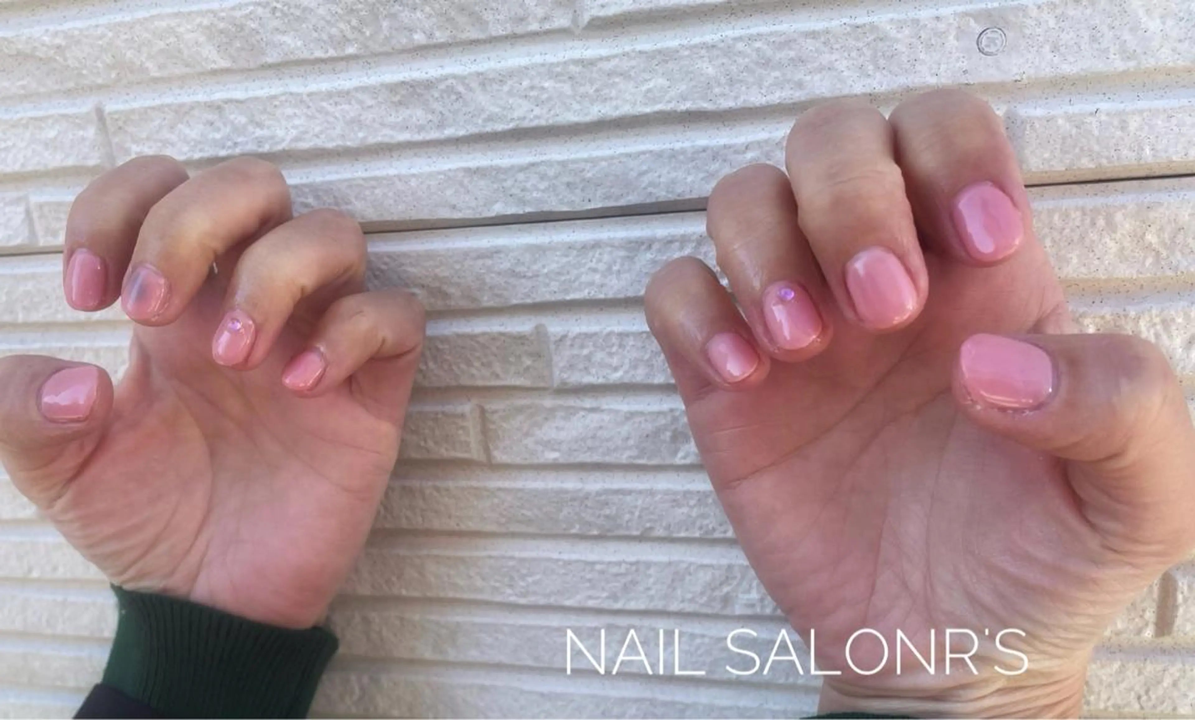 ネイル オーロラネイル オフィスネイル ストーンネイル nail salon R'sのネイルデザイン