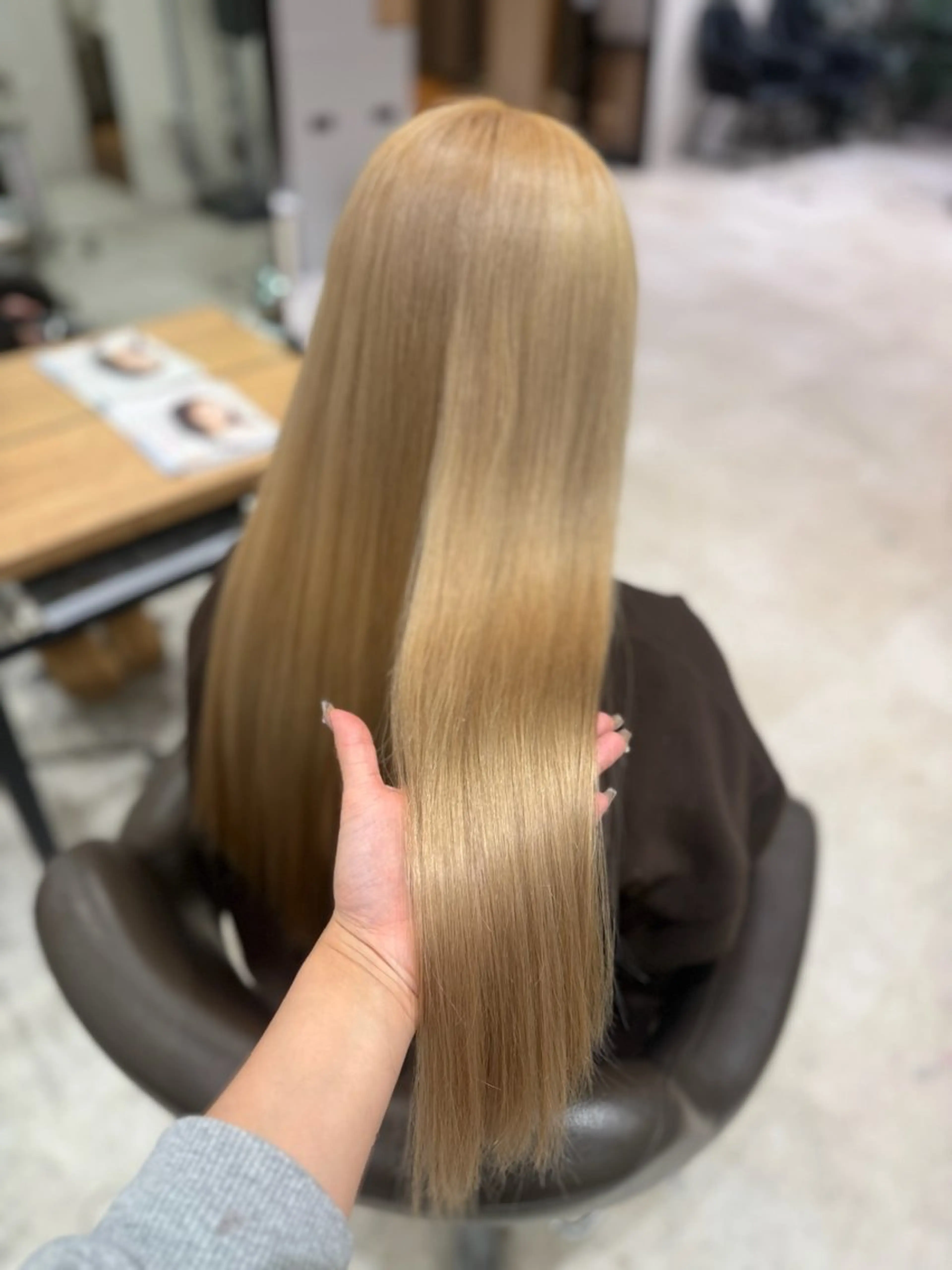 カラー ブリーチ リー天王寺所属・Lee天王寺 Rinのヘアスタイル